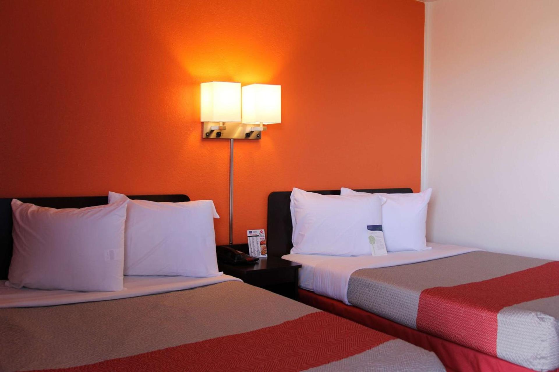 Motel 6-Goodland, KS photo 5