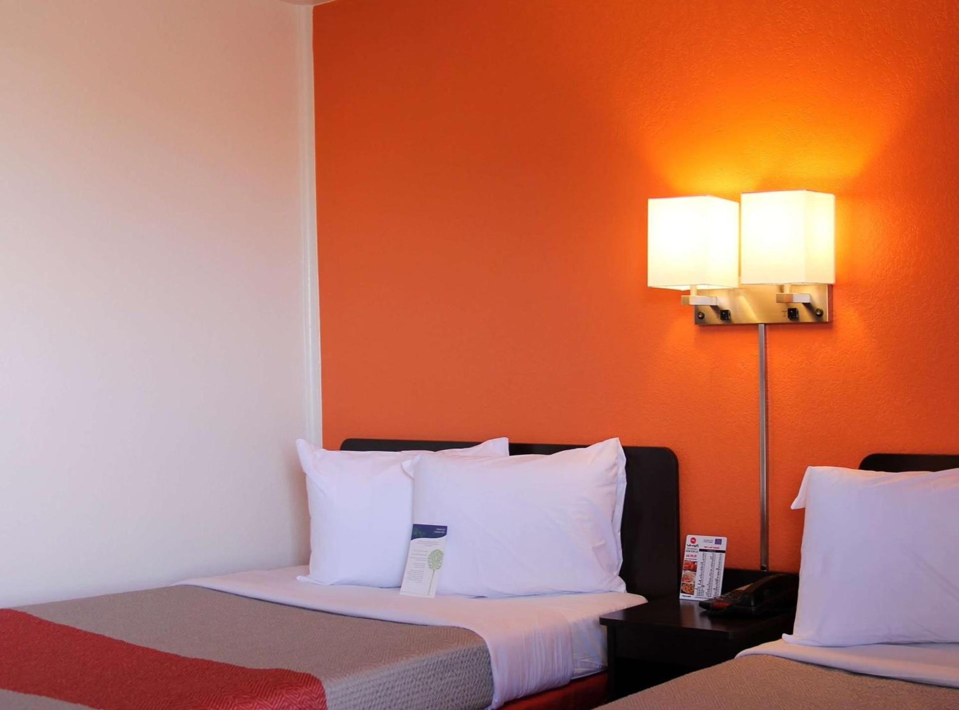 Motel 6-Goodland, KS photo 6