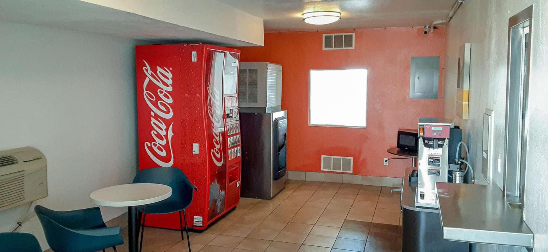 Motel 6-Goodland, KS photo 10