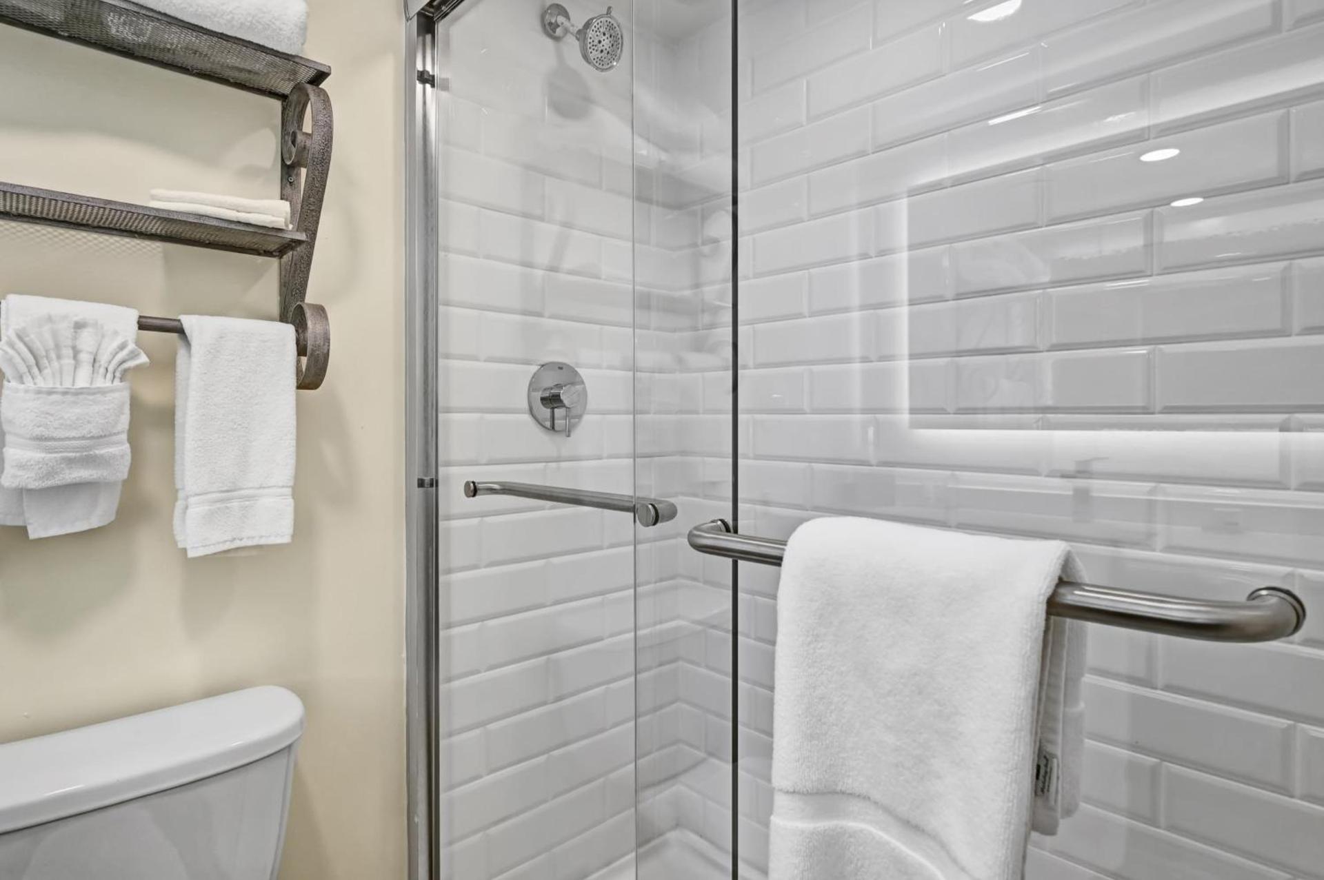 Holiday Inn - Piscataway - Somerset by IHG photo 72