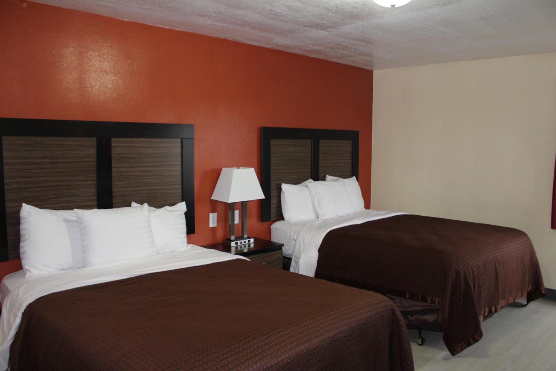 Rodeway Inn Medford South I-5 photo 55