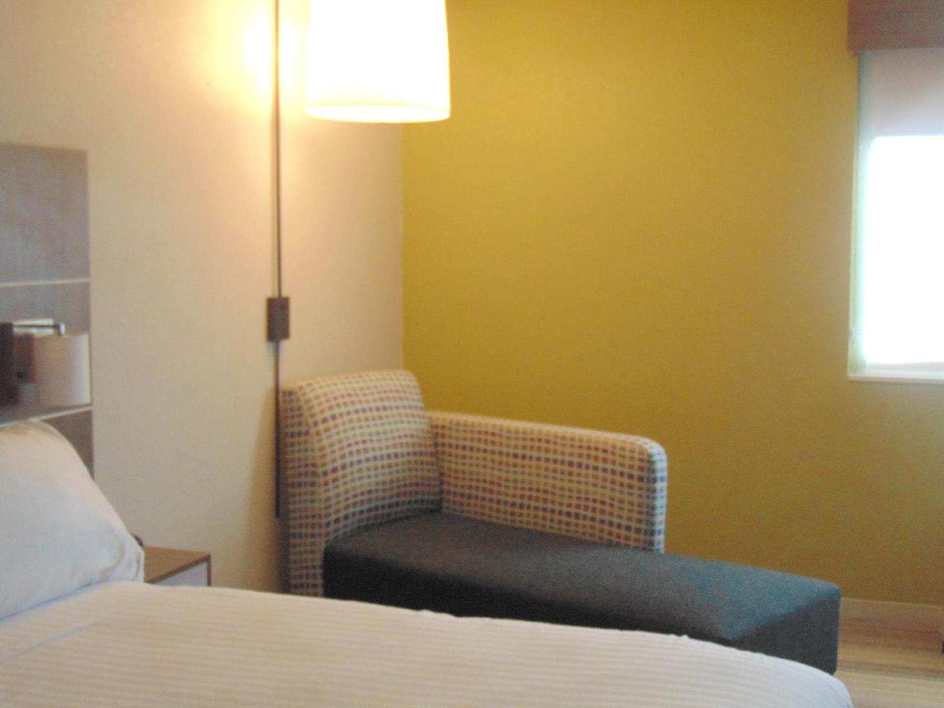 Holiday Inn Express & Suites Wapakoneta by IHG photo 45