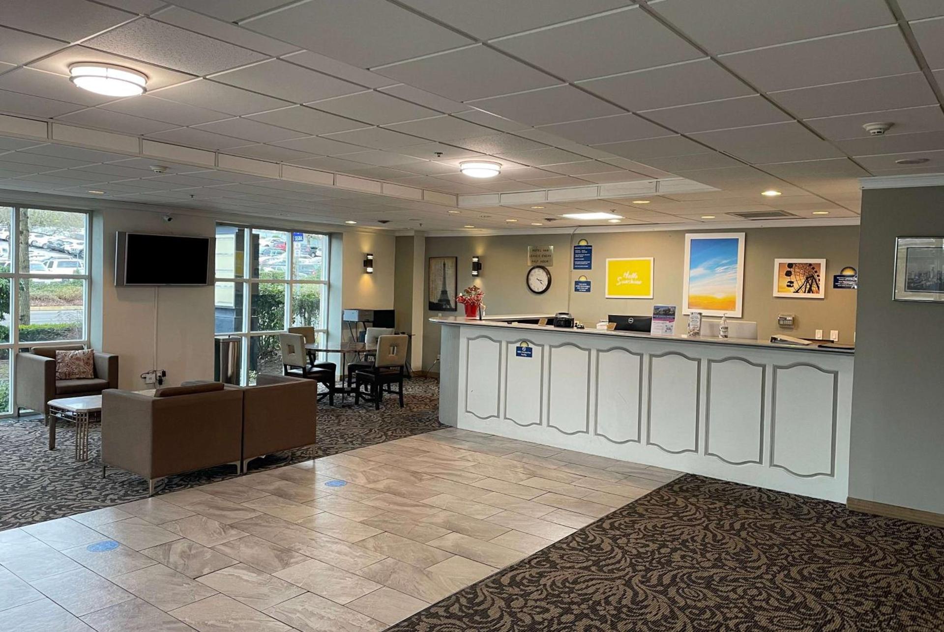 Days Inn by Wyndham Seatac Airport photo 4