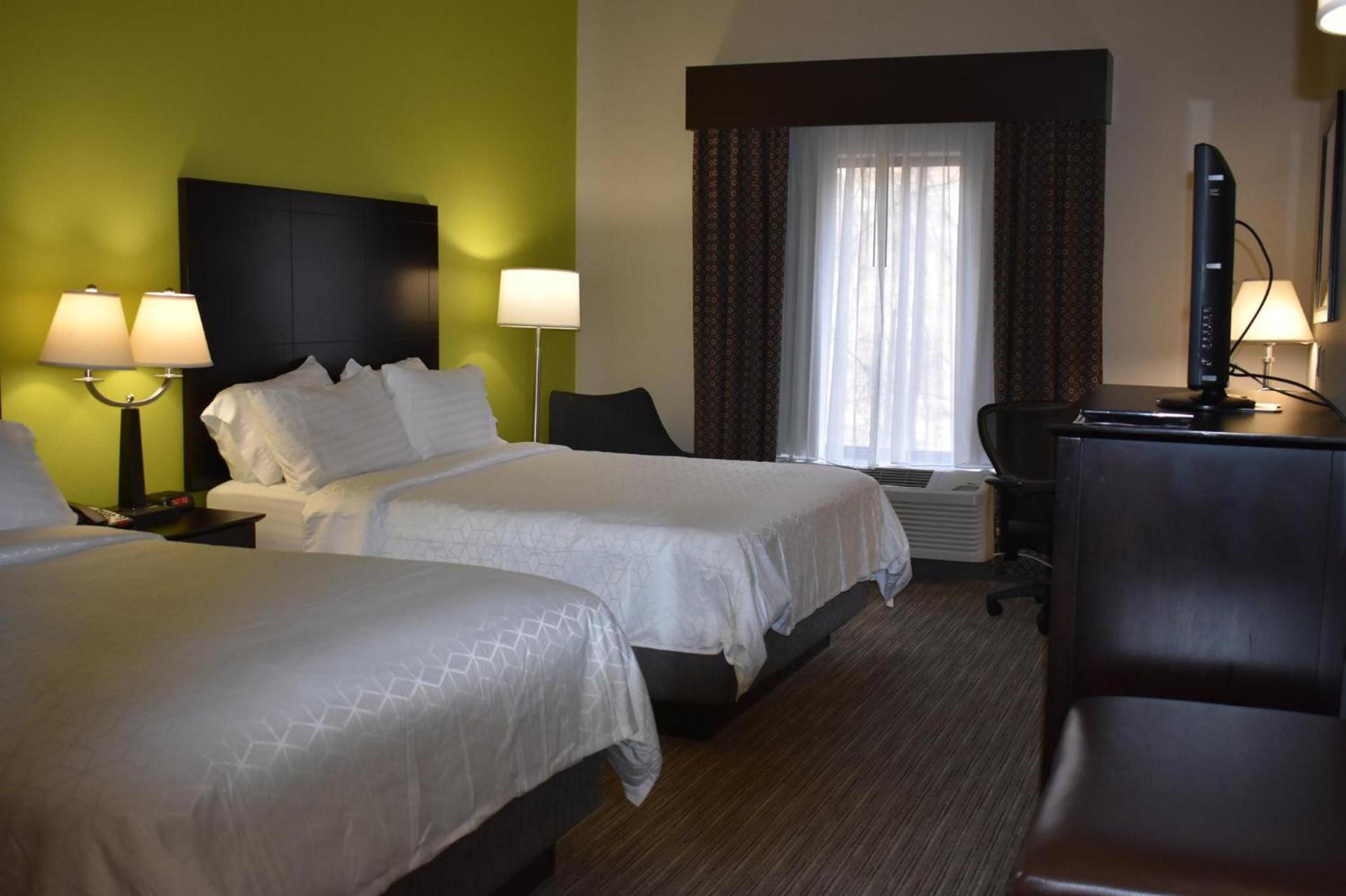 Holiday Inn Express Apex - Raleigh by IHG photo 7