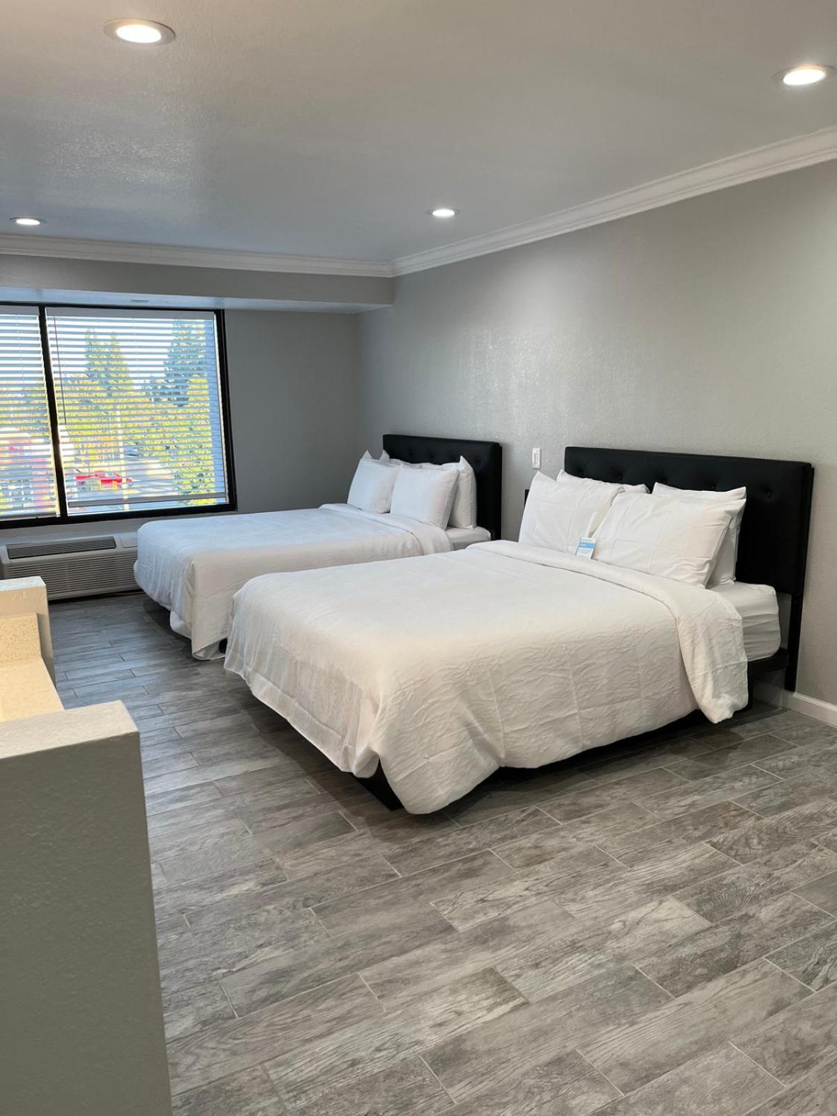 Capri Suites Anaheim photo 29
