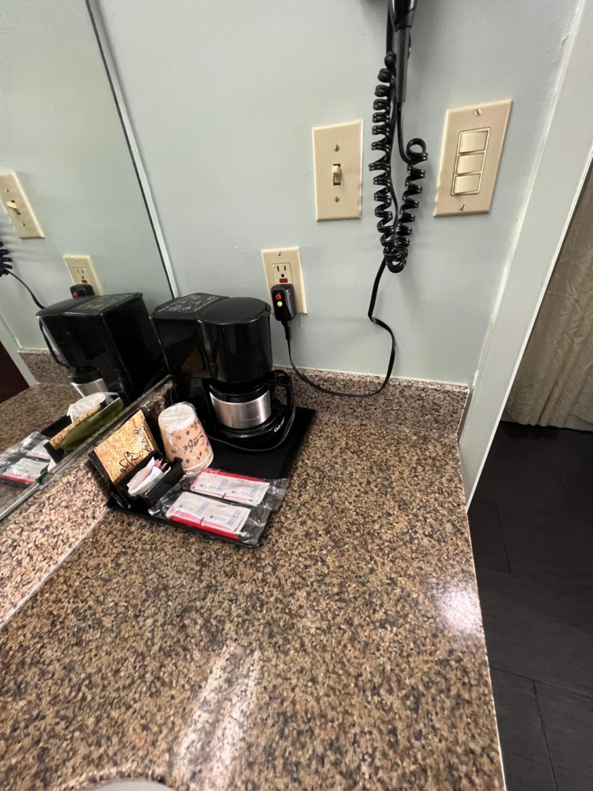 Executive Inn photo 19
