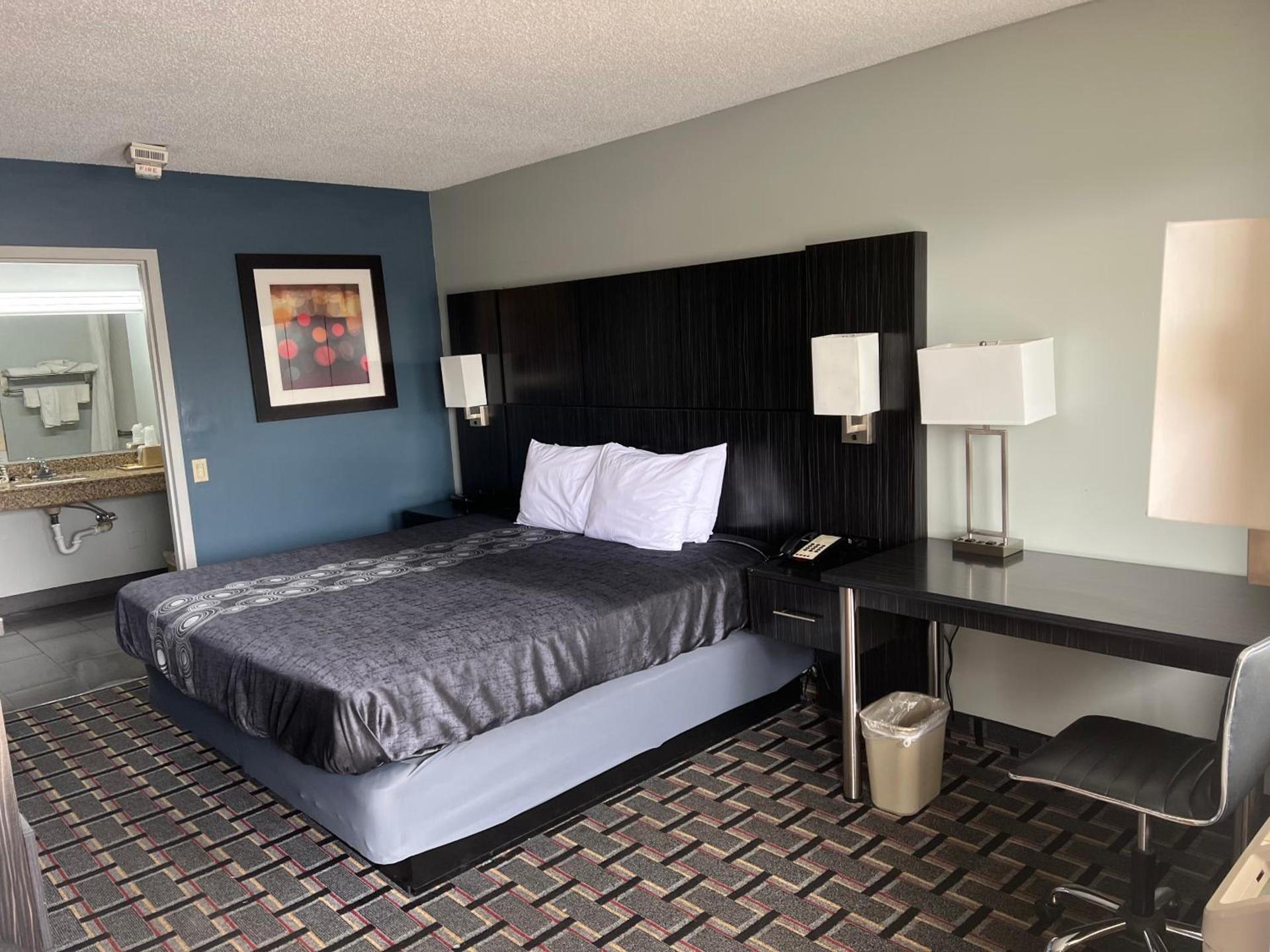 Executive Inn photo 14