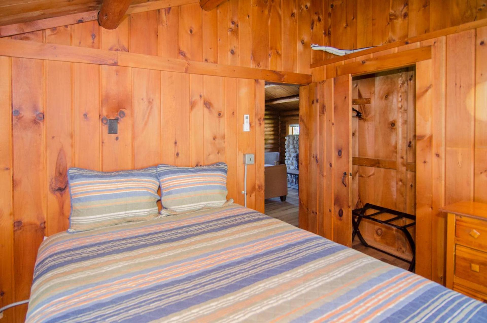 Mountain Lake Cottages photo 11