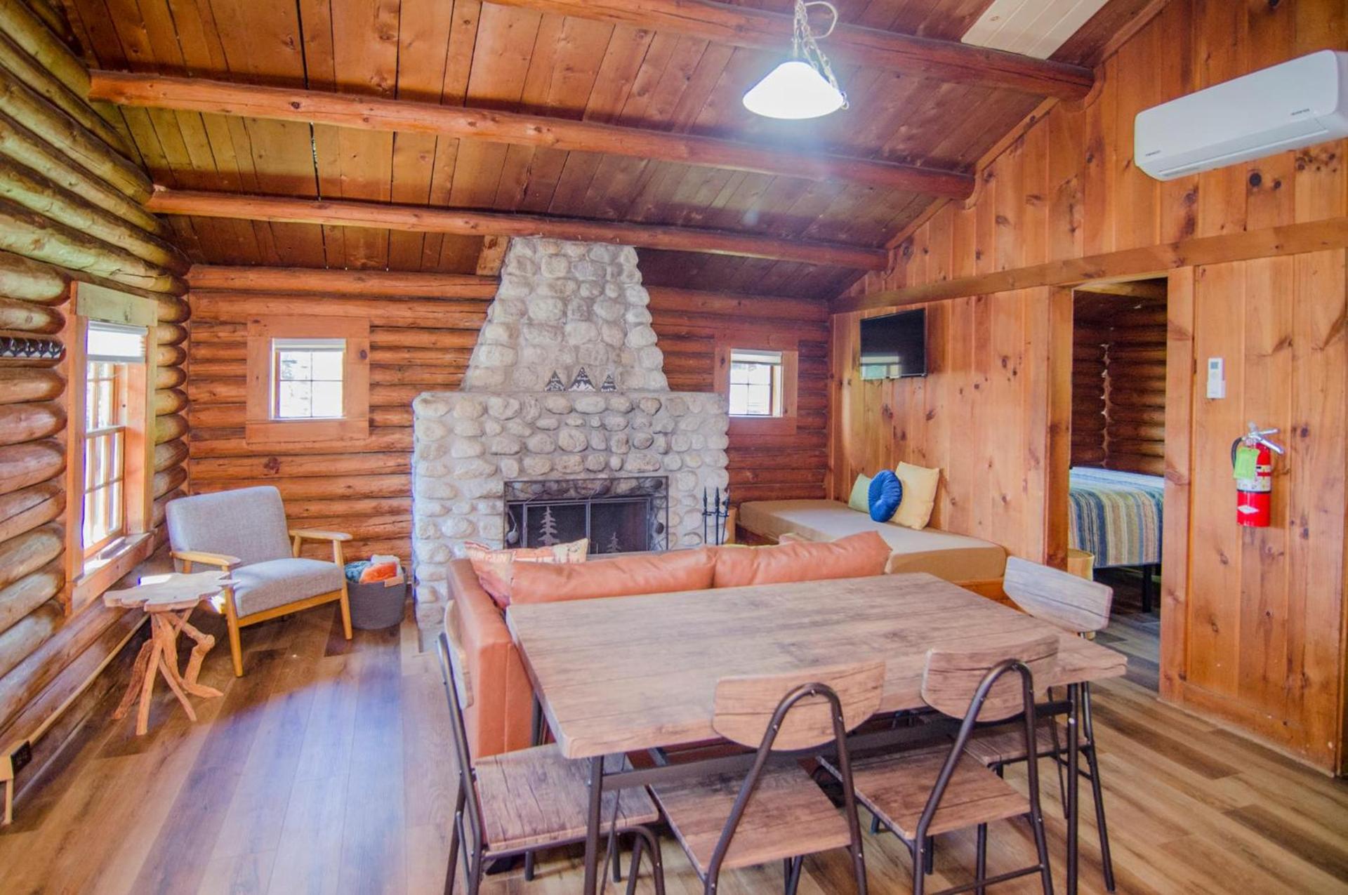 Mountain Lake Cottages photo 12