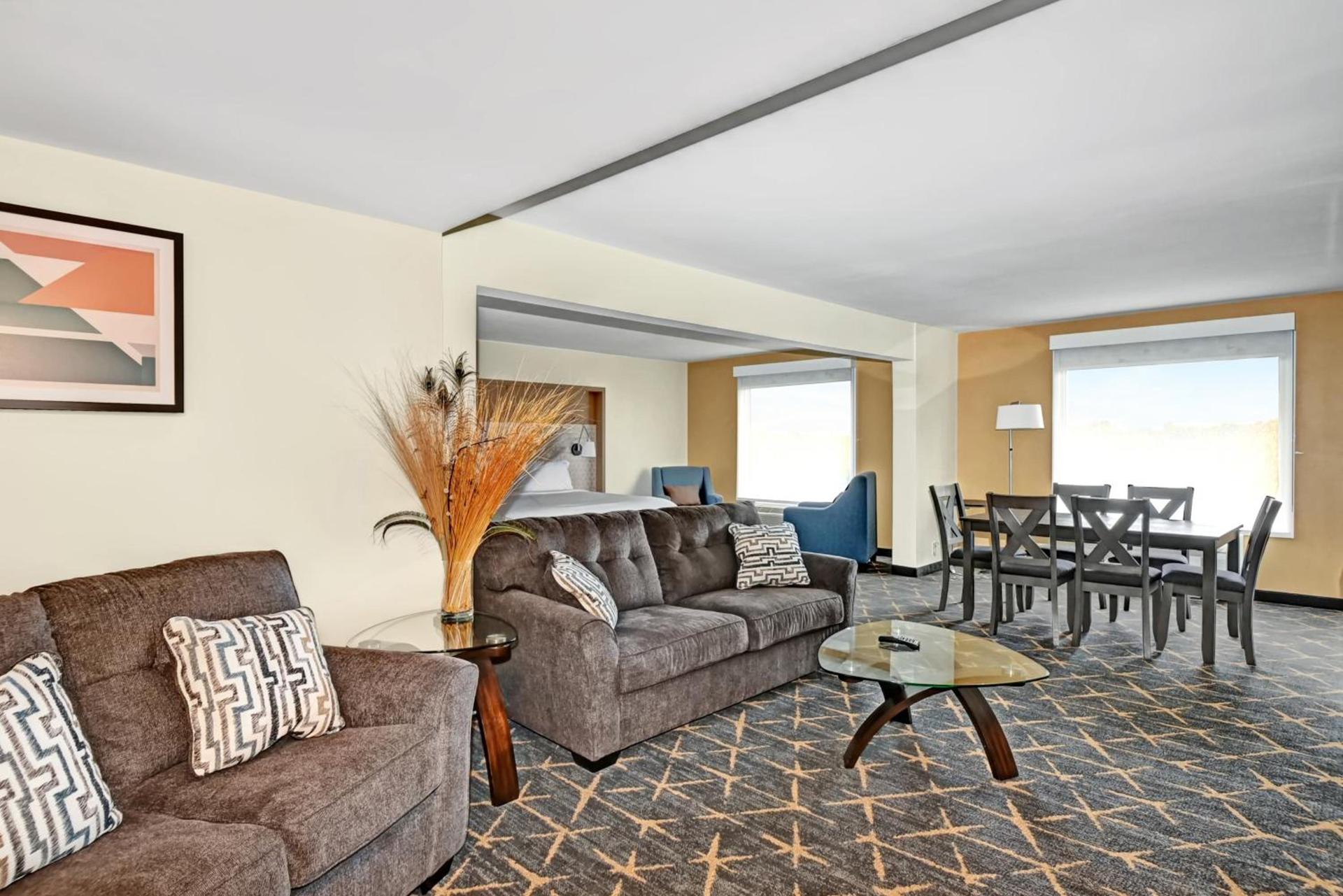 Holiday Inn - Piscataway - Somerset by IHG photo 82