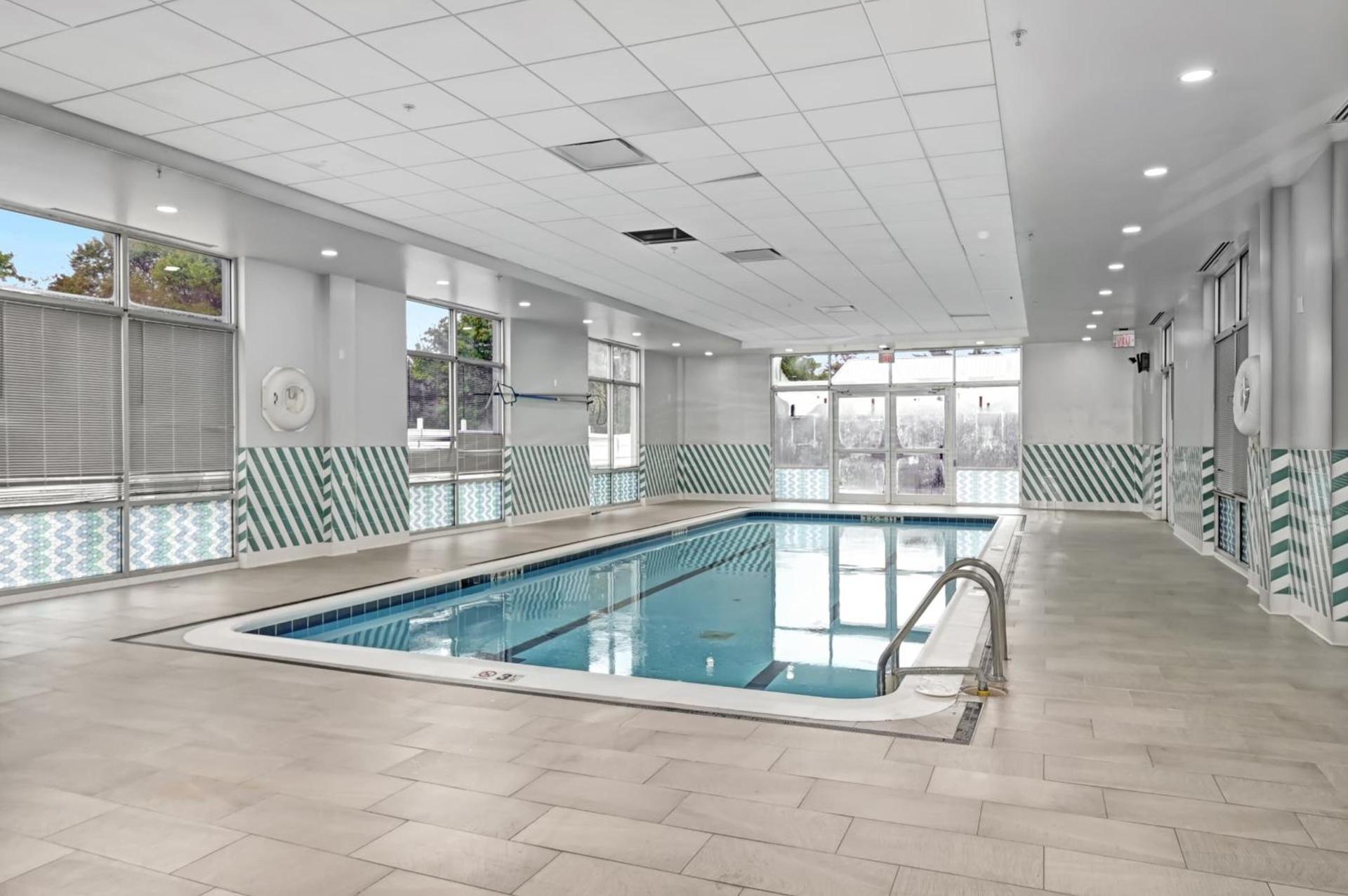 Holiday Inn - Piscataway - Somerset by IHG photo 2
