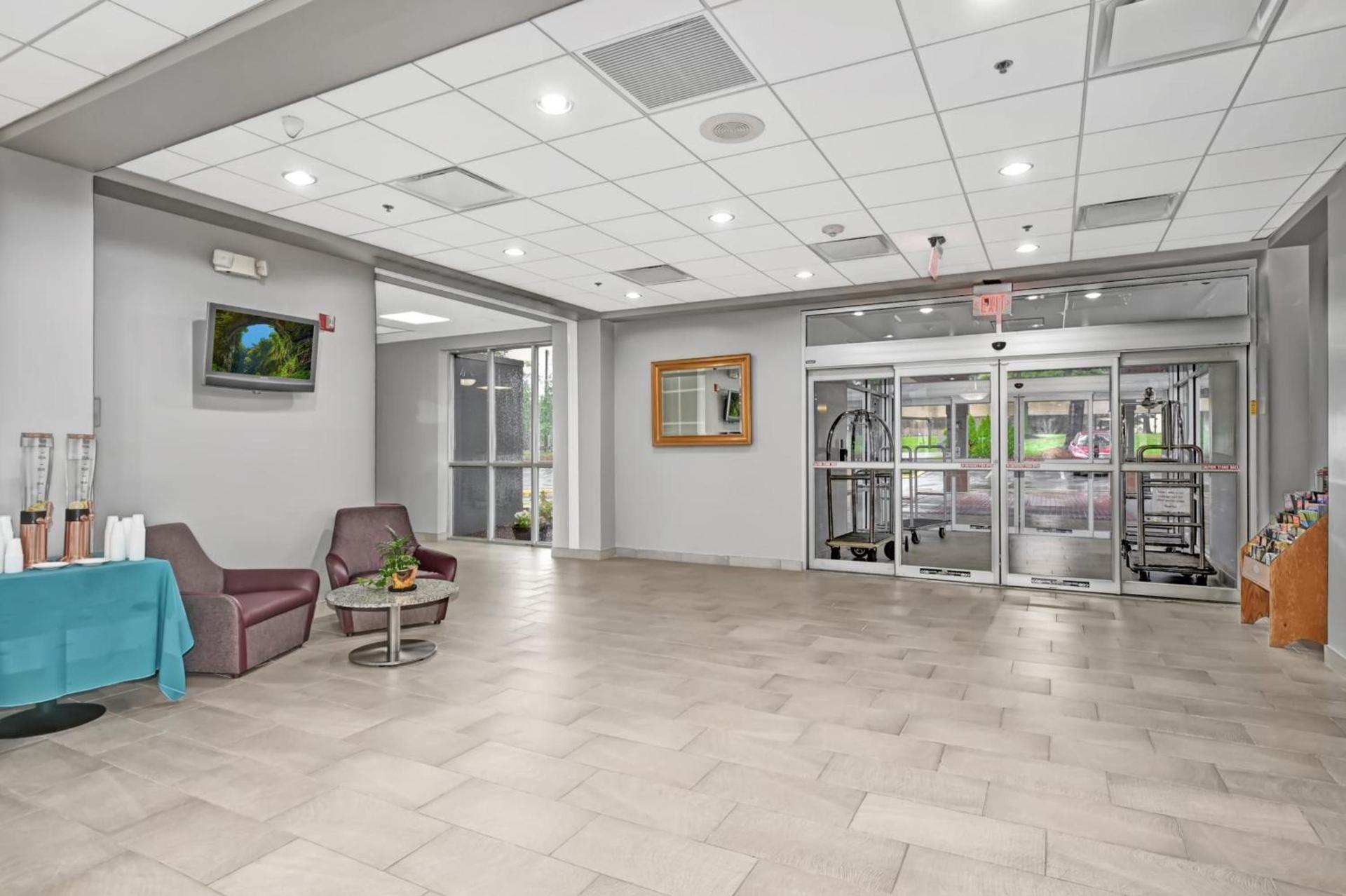 Holiday Inn - Piscataway - Somerset by IHG photo 11