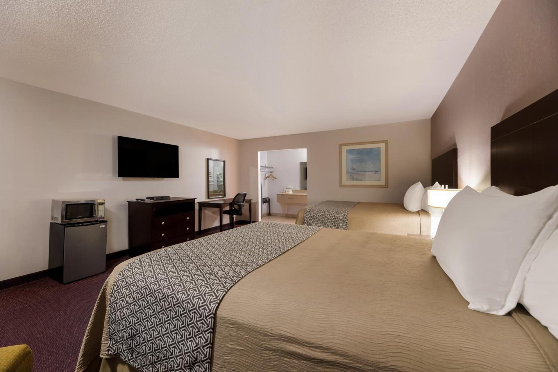 Americas Best Value Inn Alpine photo 9