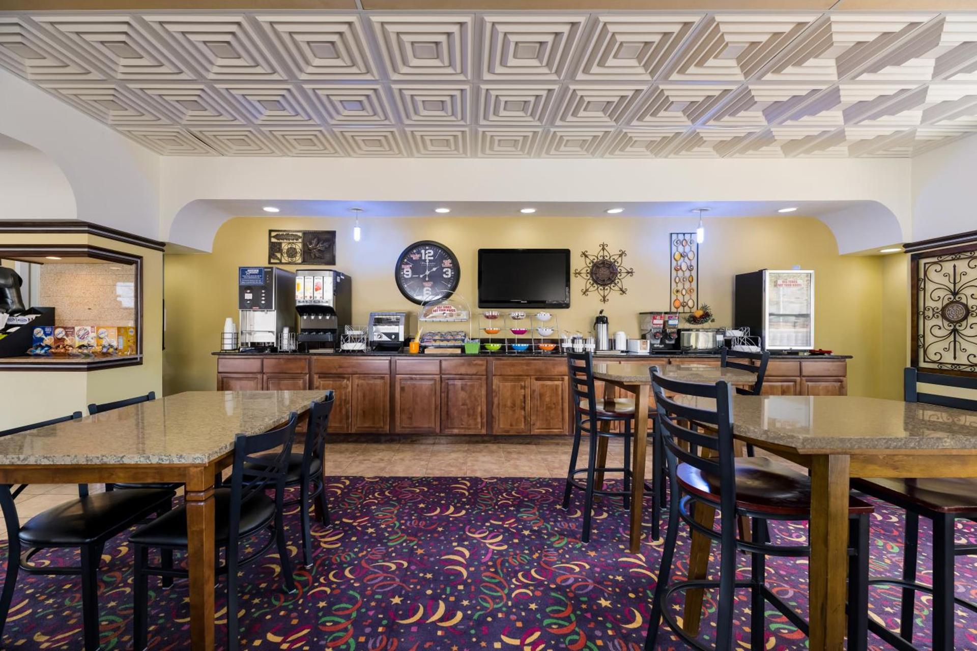 Americas Best Value Inn Alpine photo 21