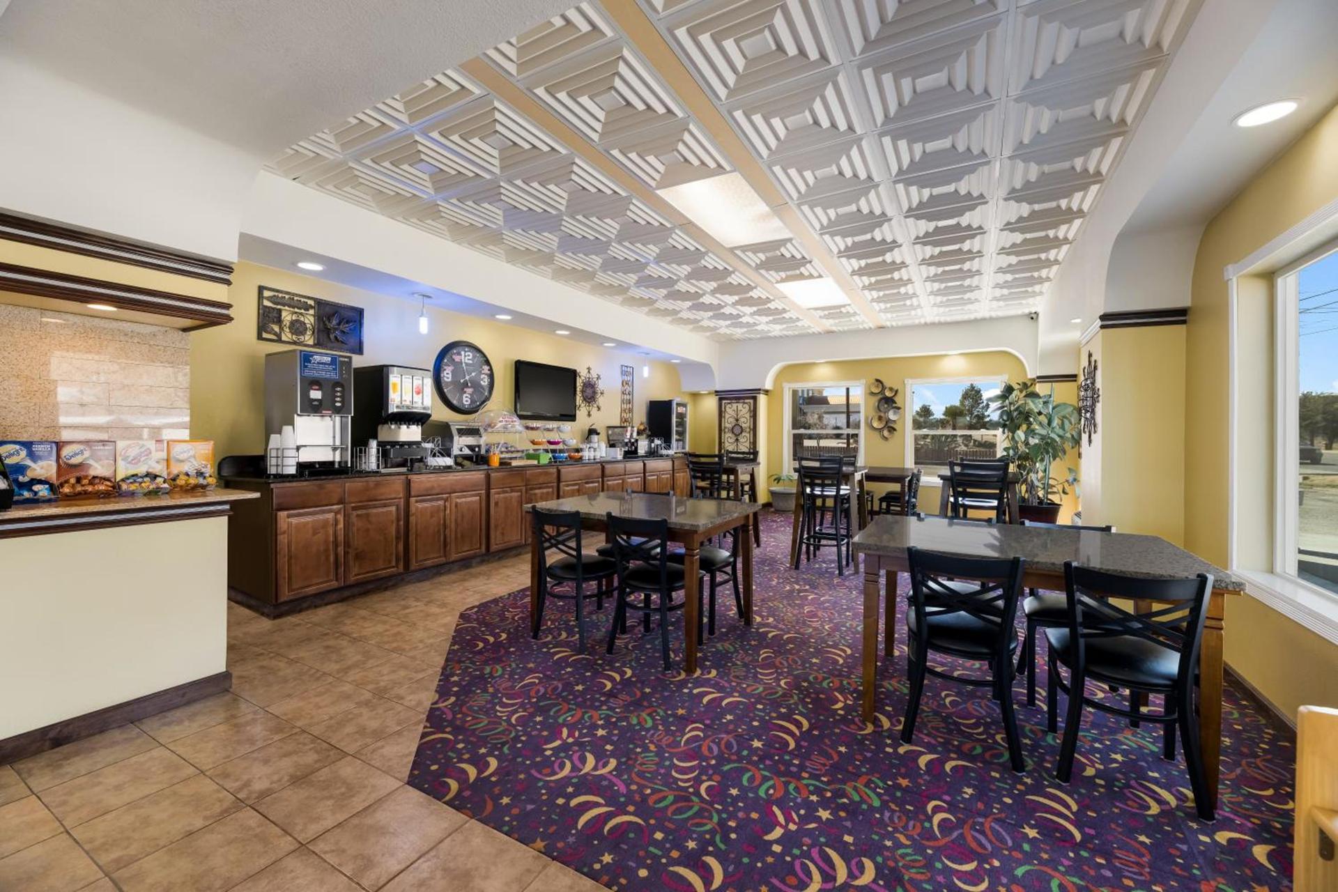 Americas Best Value Inn Alpine photo 27