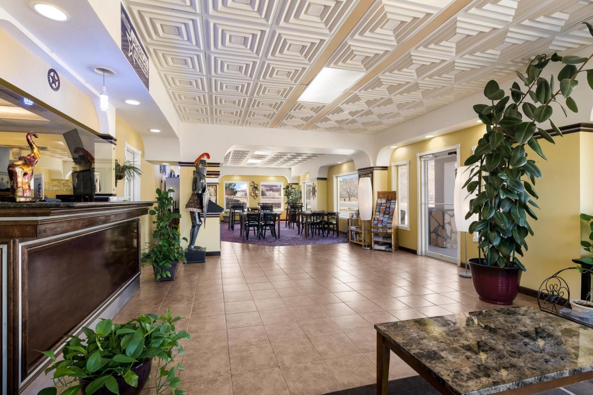 Americas Best Value Inn Alpine photo 29