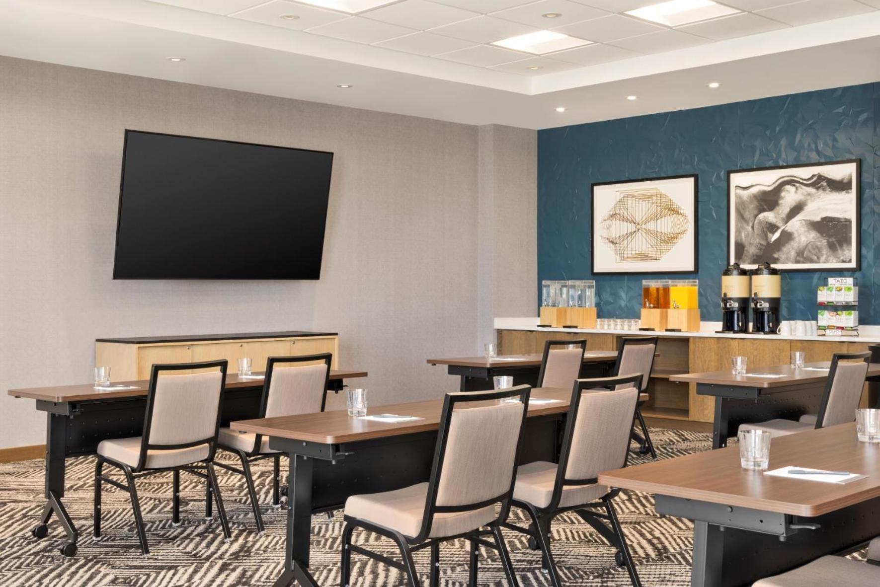Hyatt Place Columbus Polaris photo 18
