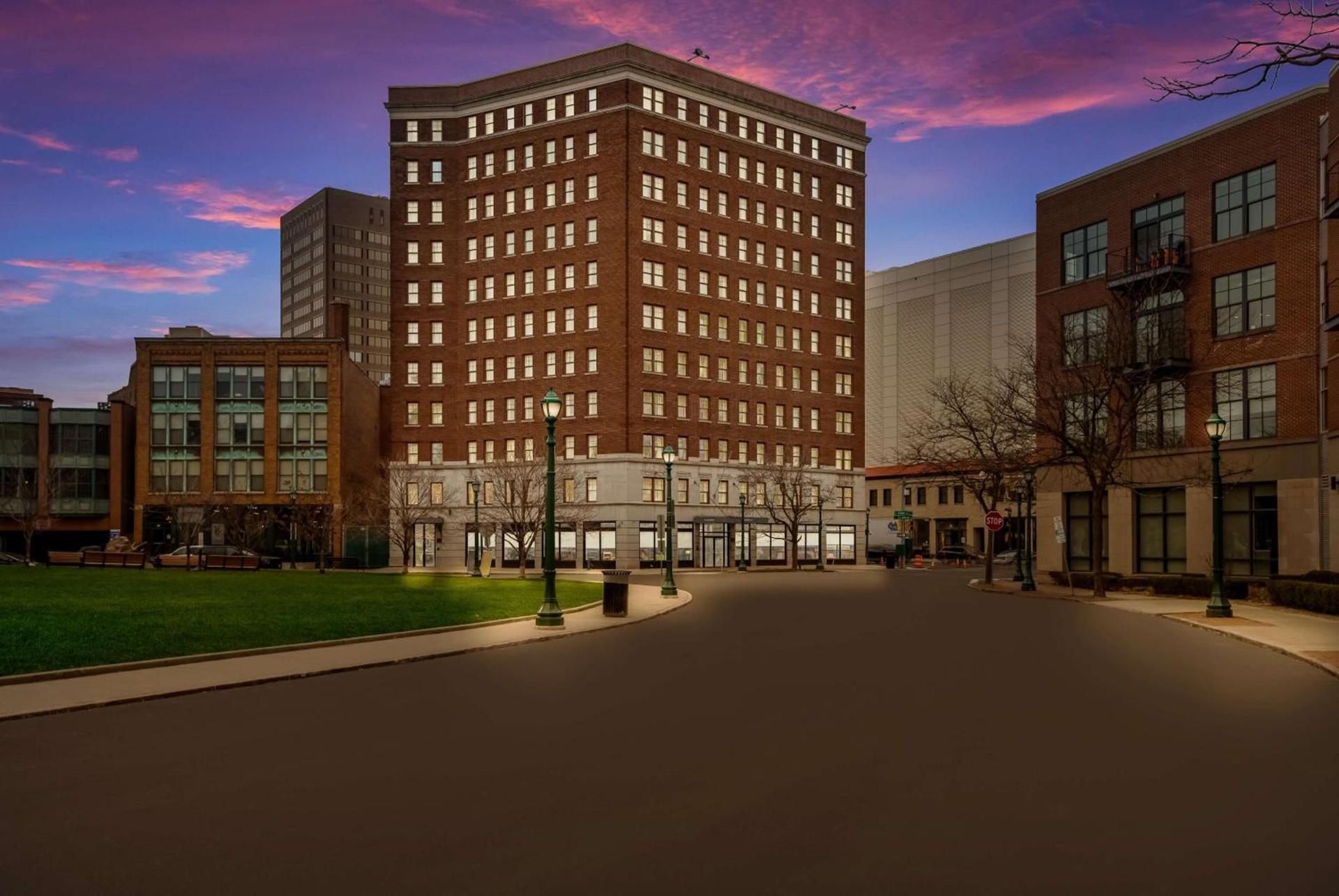 Best Western Syracuse Downtown Hotel and Suites — hotel in Syracuse
