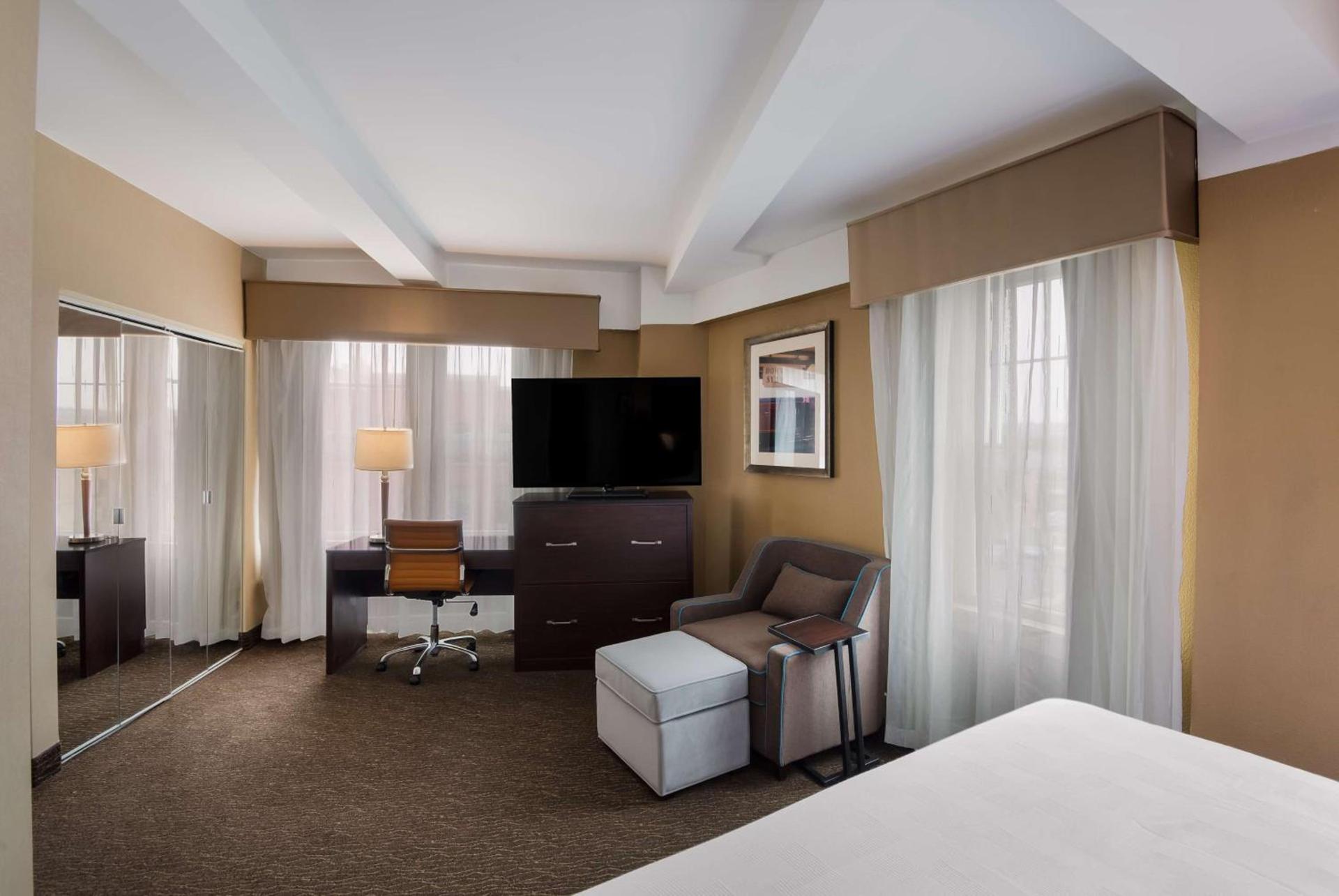 Best Western Syracuse Downtown Hotel and Suites photo 11