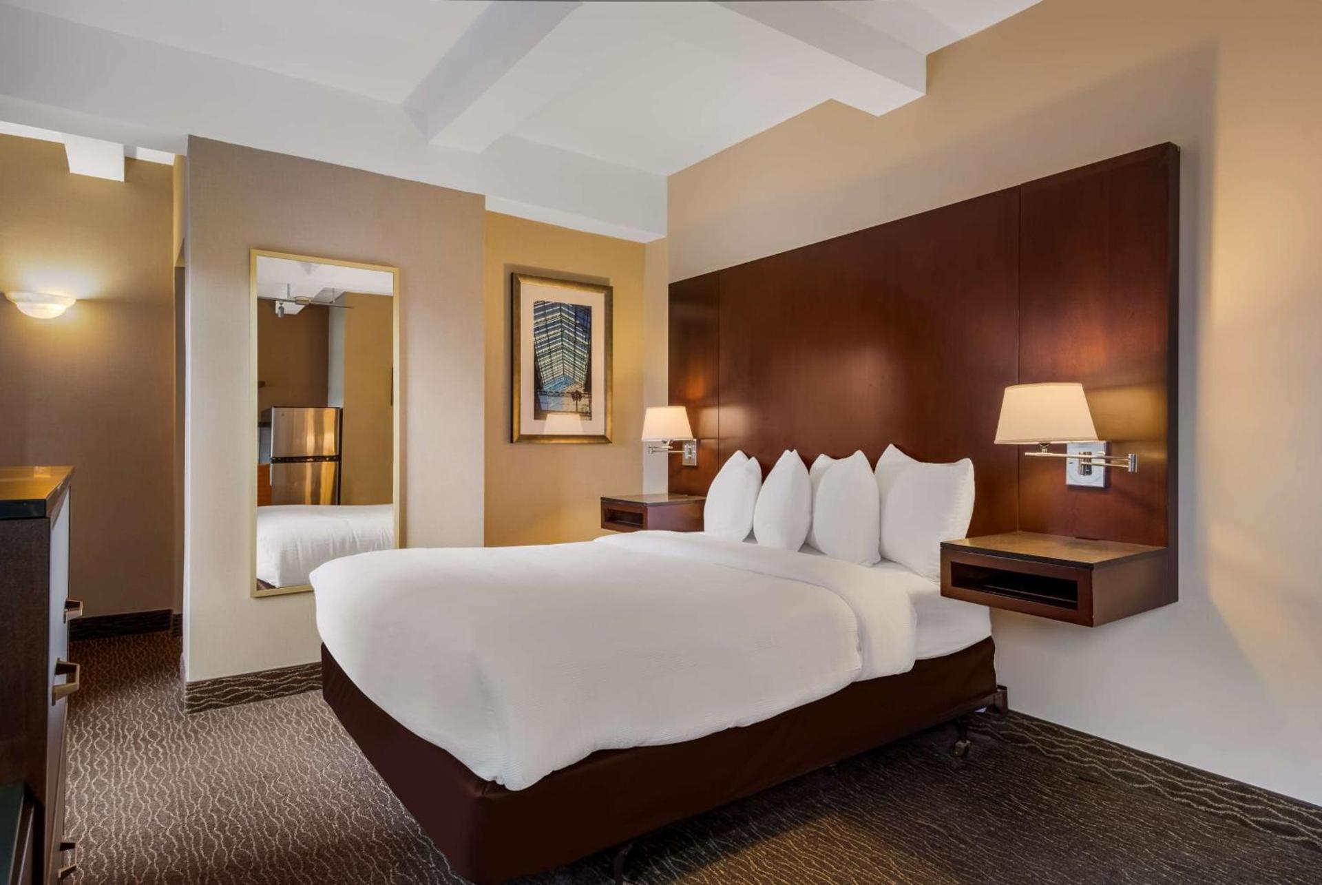 Best Western Syracuse Downtown Hotel and Suites photo 17