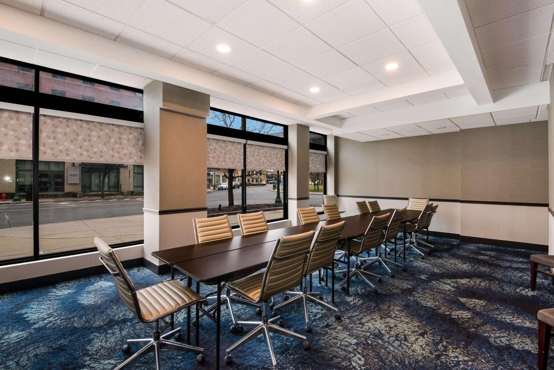 Best Western Syracuse Downtown Hotel and Suites photo 20