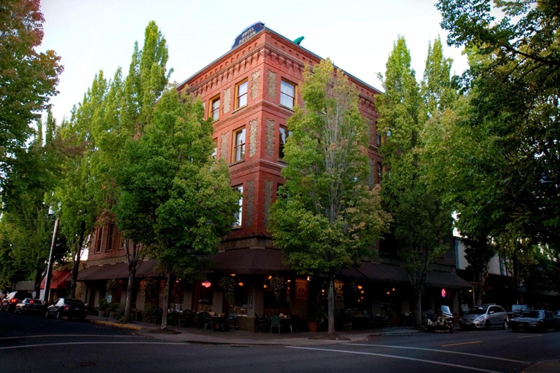 McMenamins Hotel Oregon photo 2