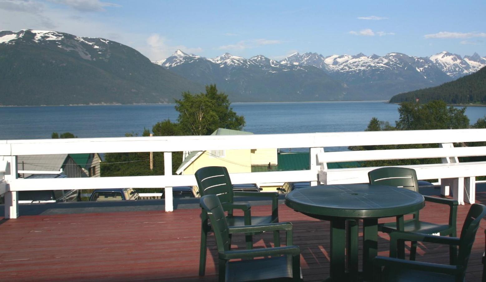 Captain's Choice Motel photo 33