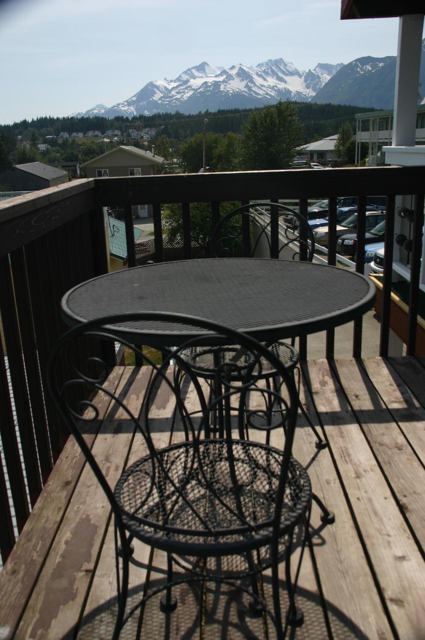Captain's Choice Motel photo 36