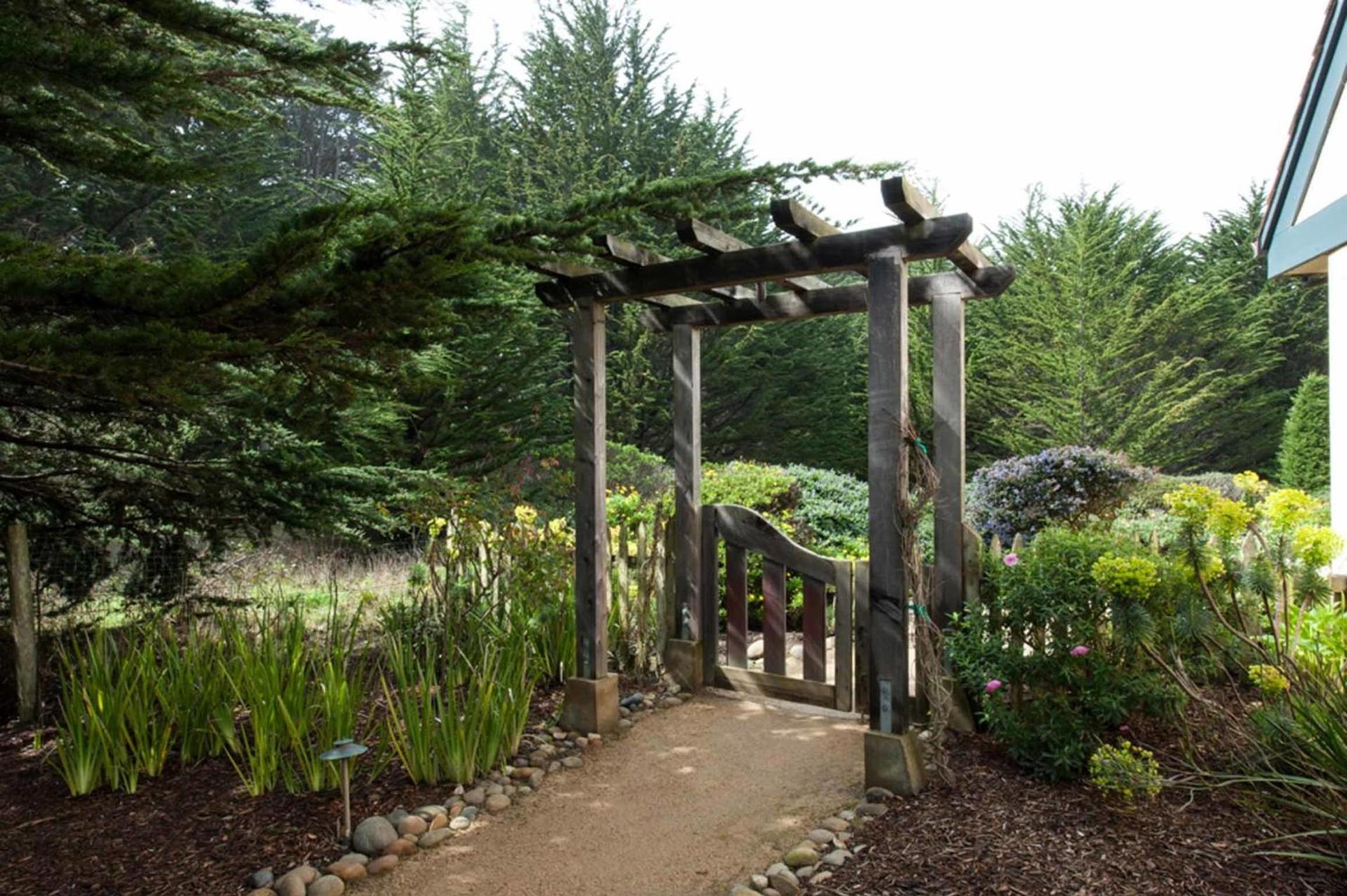 Seal Cove Inn photo 20