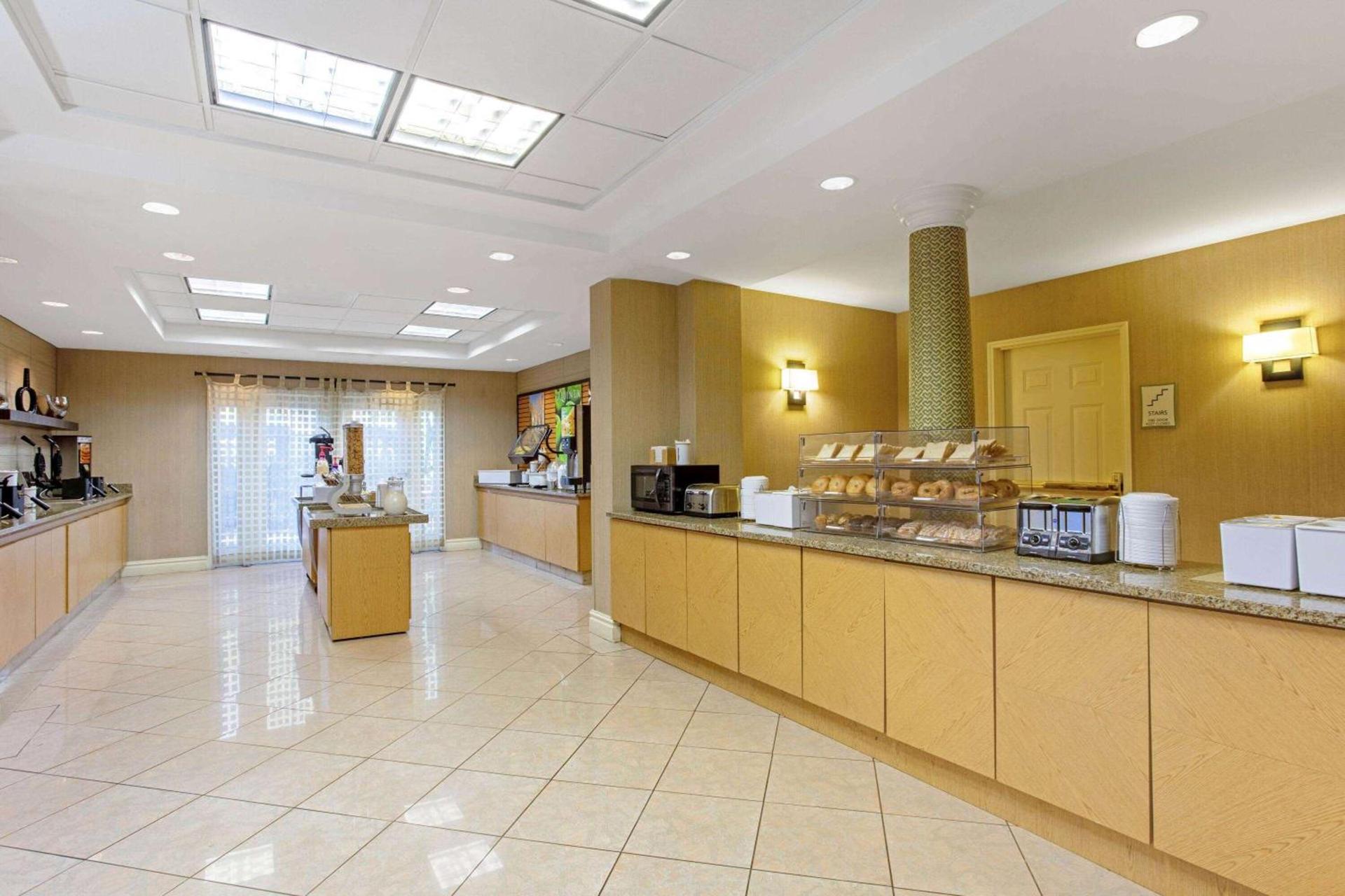 La Quinta by Wyndham Orlando I Drive/Conv Center photo 45