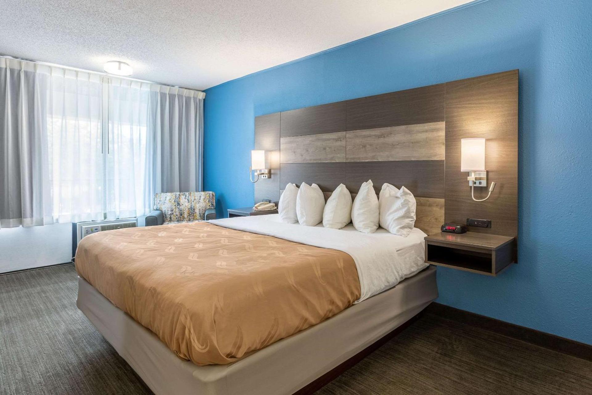 Quality Inn Branson On the Strip photo 17