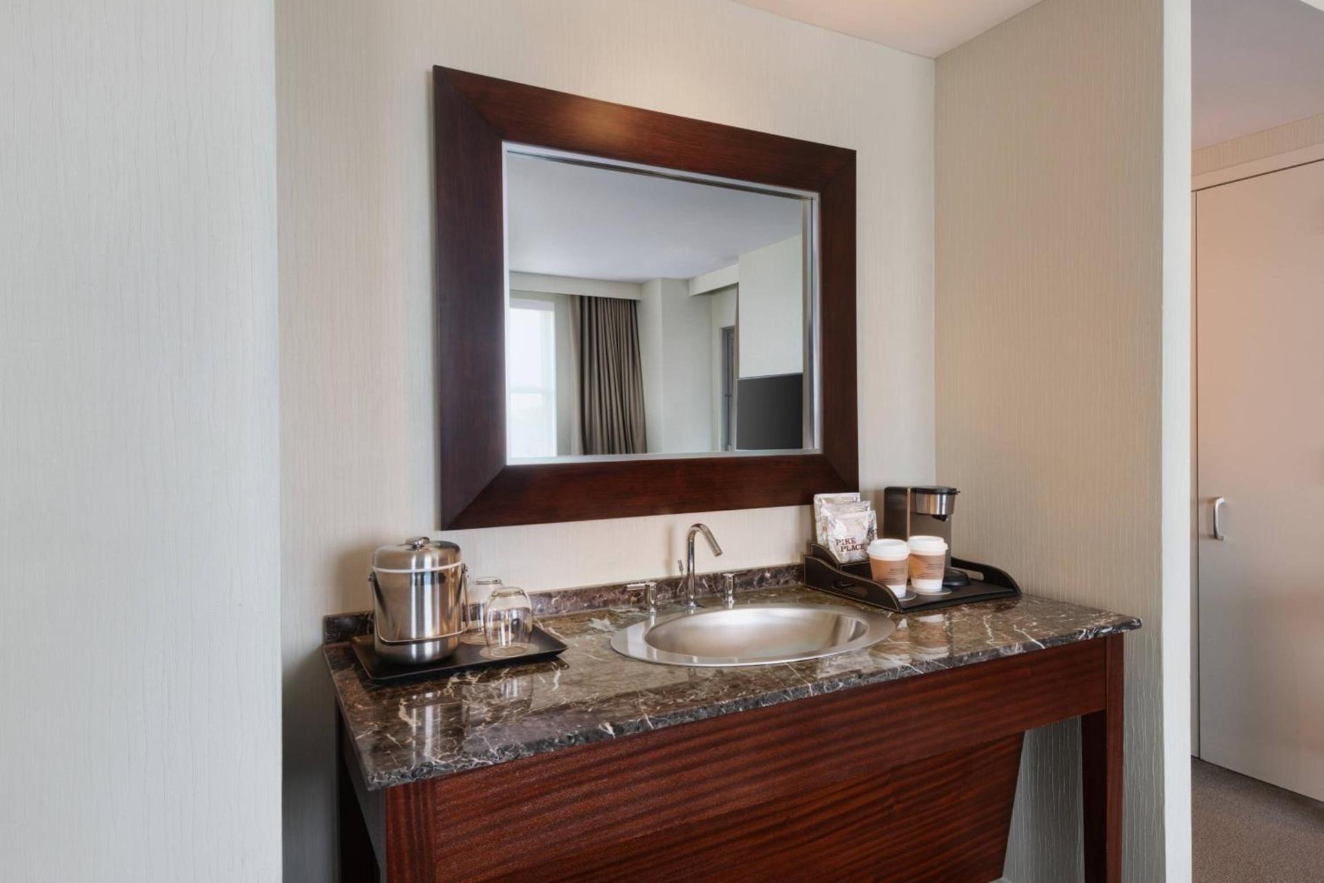 The Westin Reston Heights photo 12