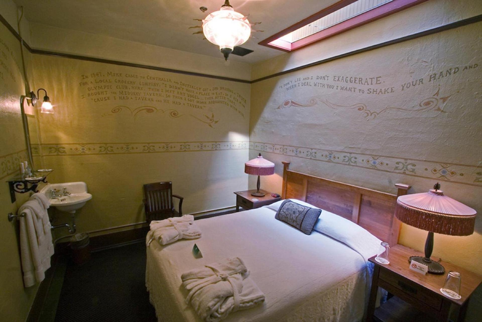 McMenamins Olympic Club photo 24