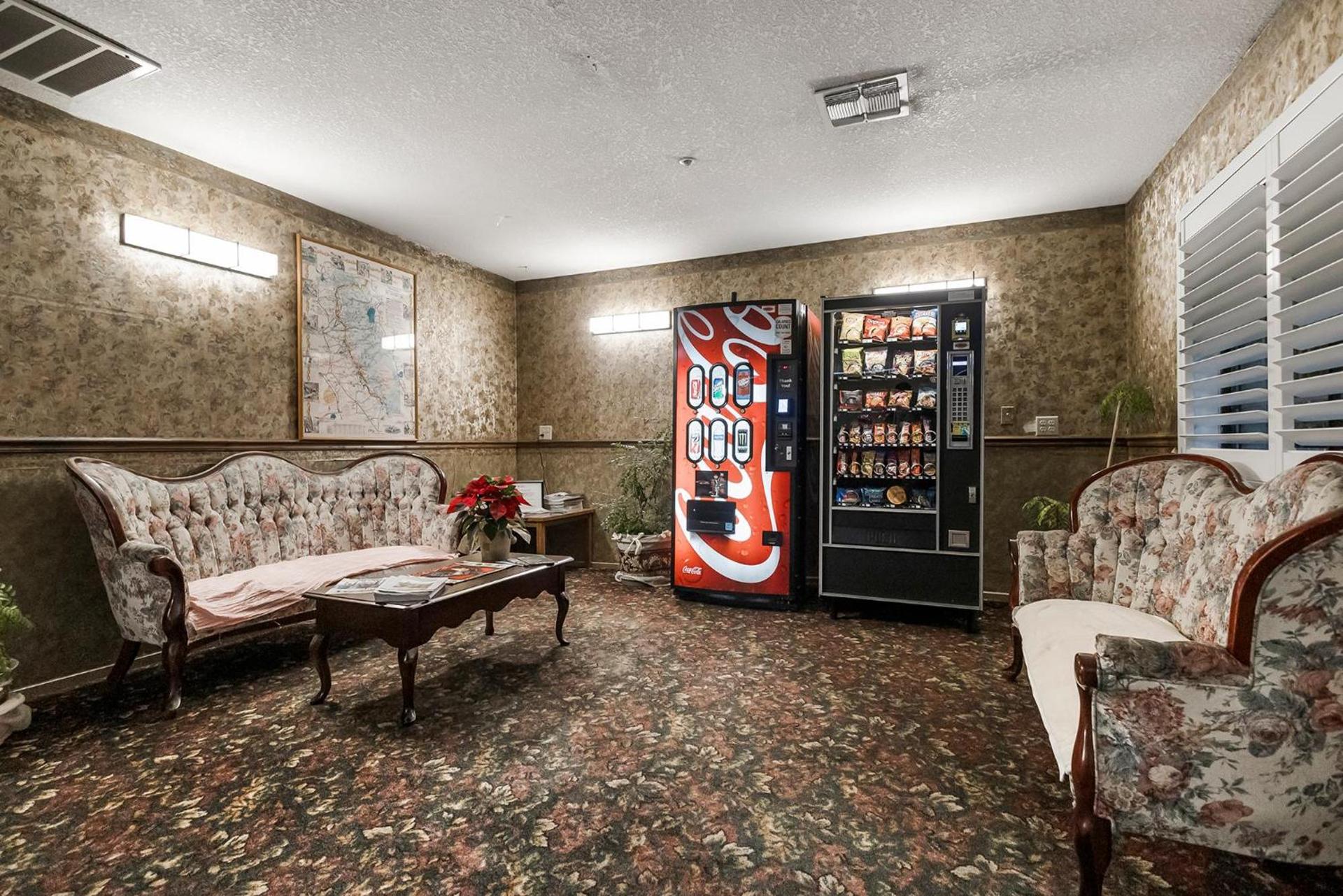 Country Inn Sonora photo 35