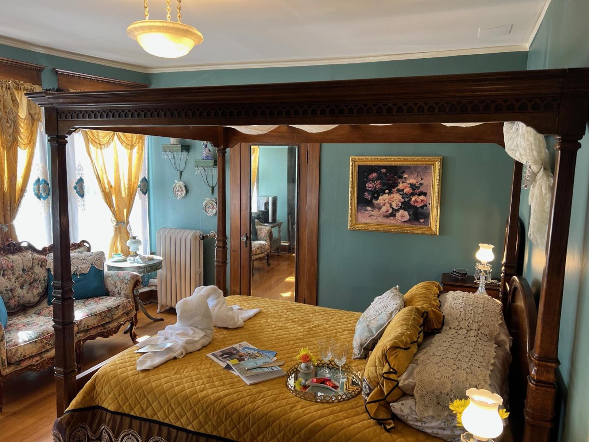 The Abriendo Inn photo 73
