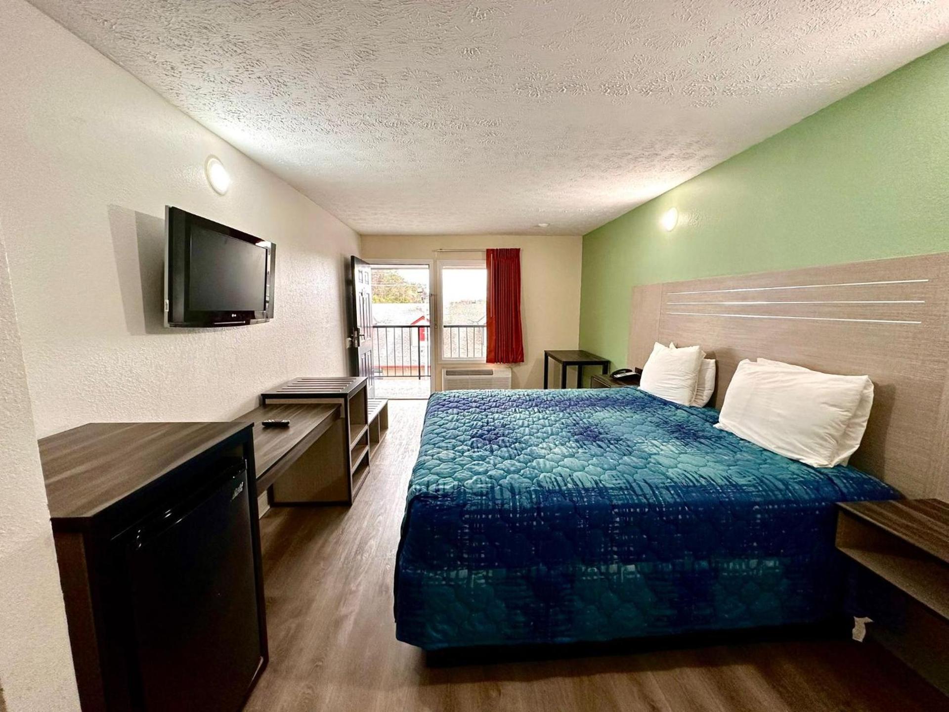 Park Inn by Radisson, Pigeon Forge South photo 33