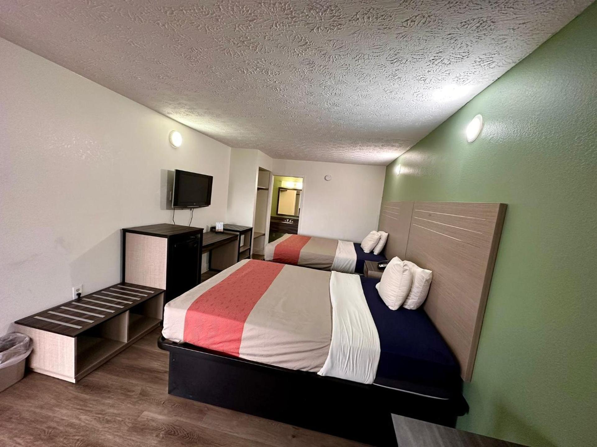 Park Inn by Radisson, Pigeon Forge South photo 45