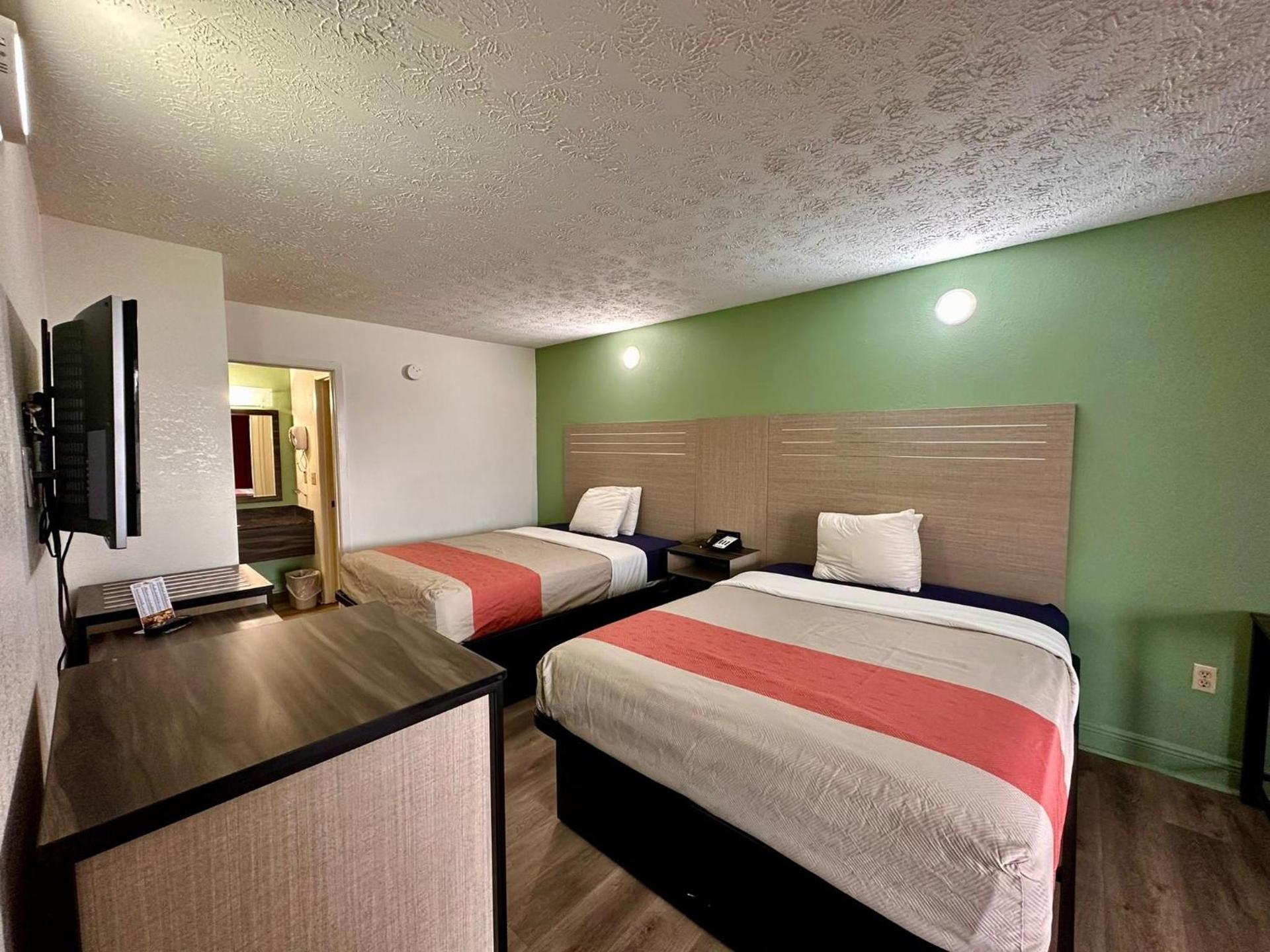 Park Inn by Radisson, Pigeon Forge South photo 47