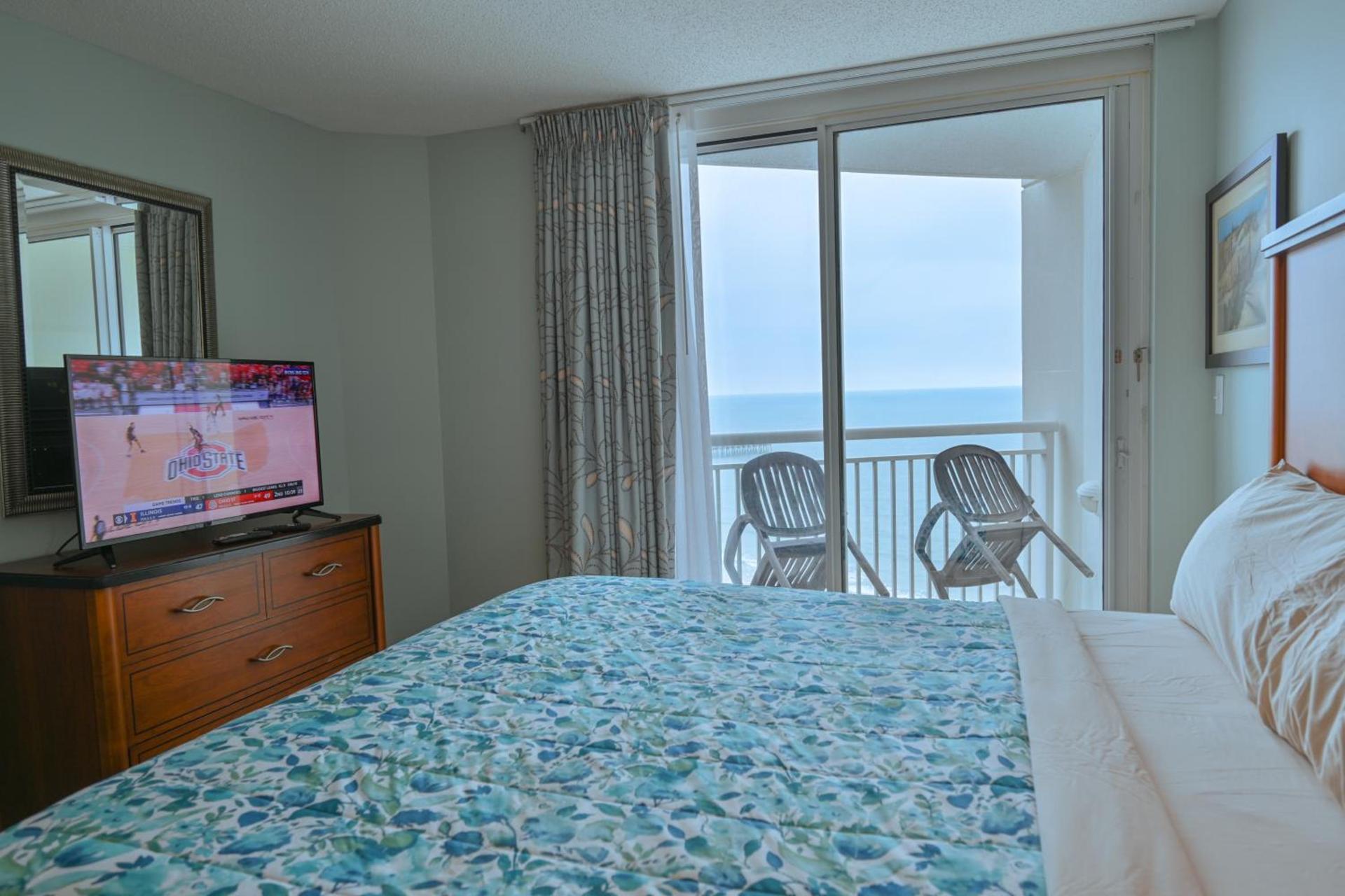 Gorgeous Condo 3 Br 3 Balconies SB 11th Floor photo 36