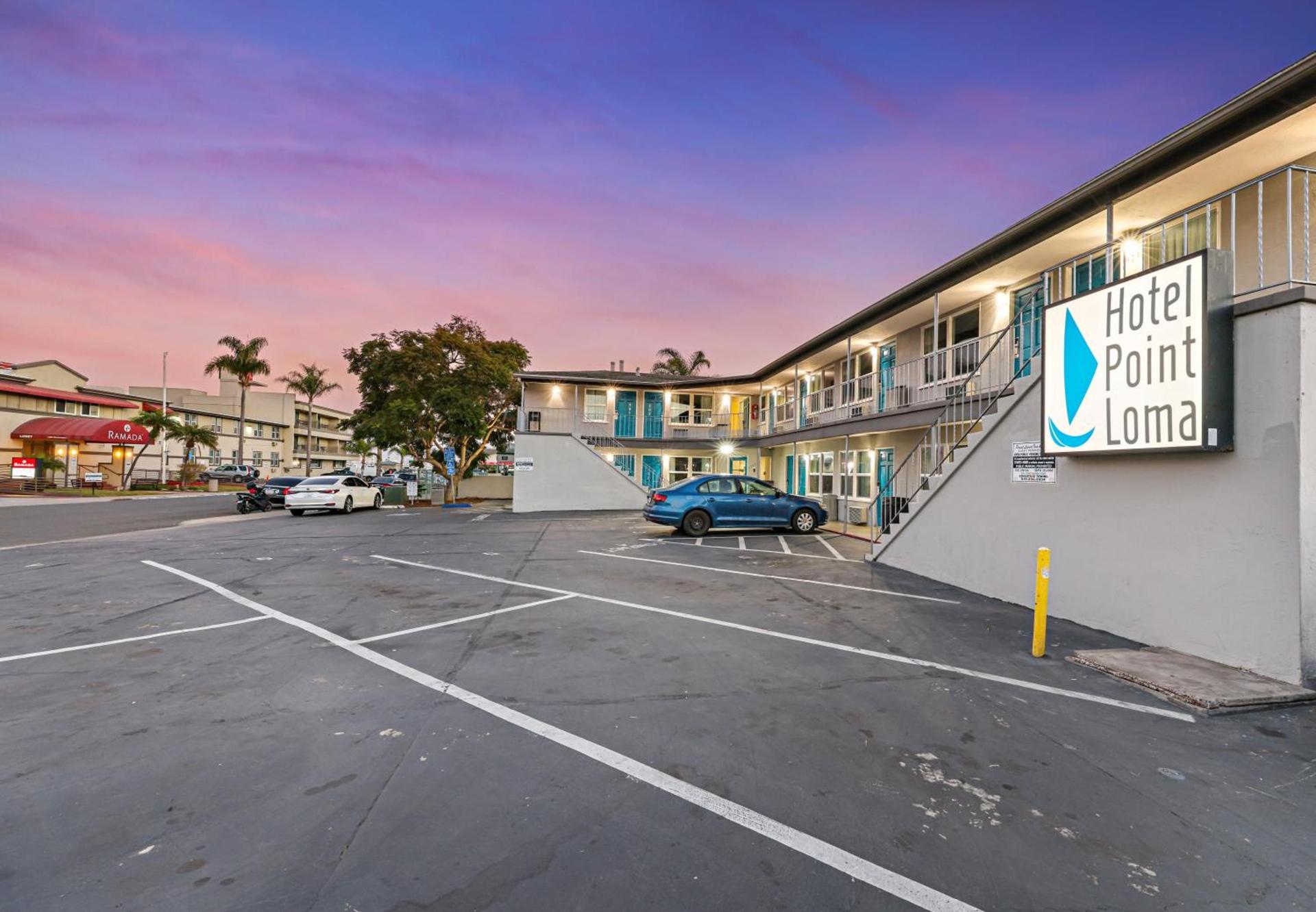 Hotel Point Loma photo 2