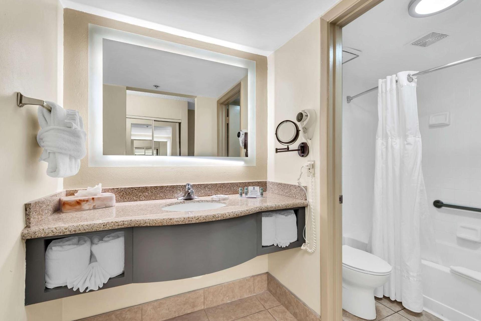 Best Western Orlando Gateway Hotel photo 44