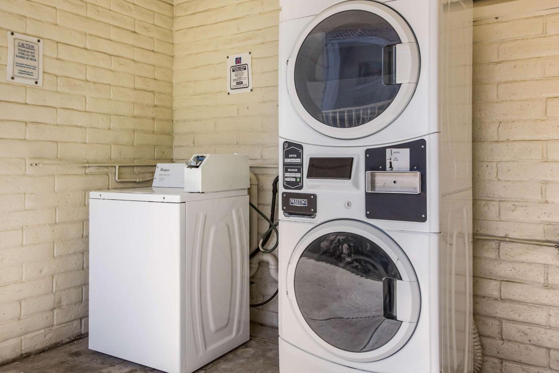 Studio 6 Baytown, Tx - Garth Road photo 14