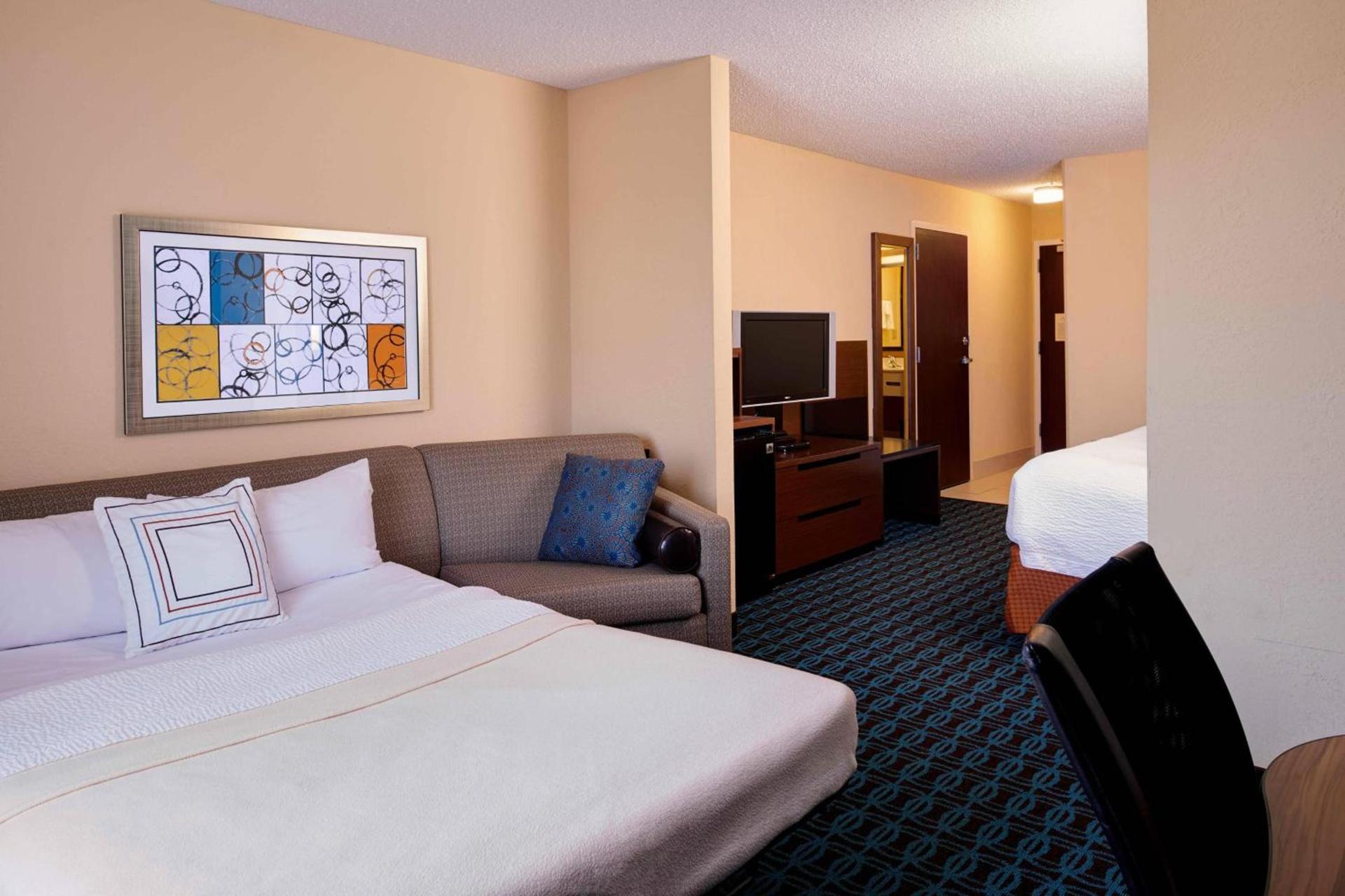 Fairfield Inn by Marriott Kalamazoo West photo 2
