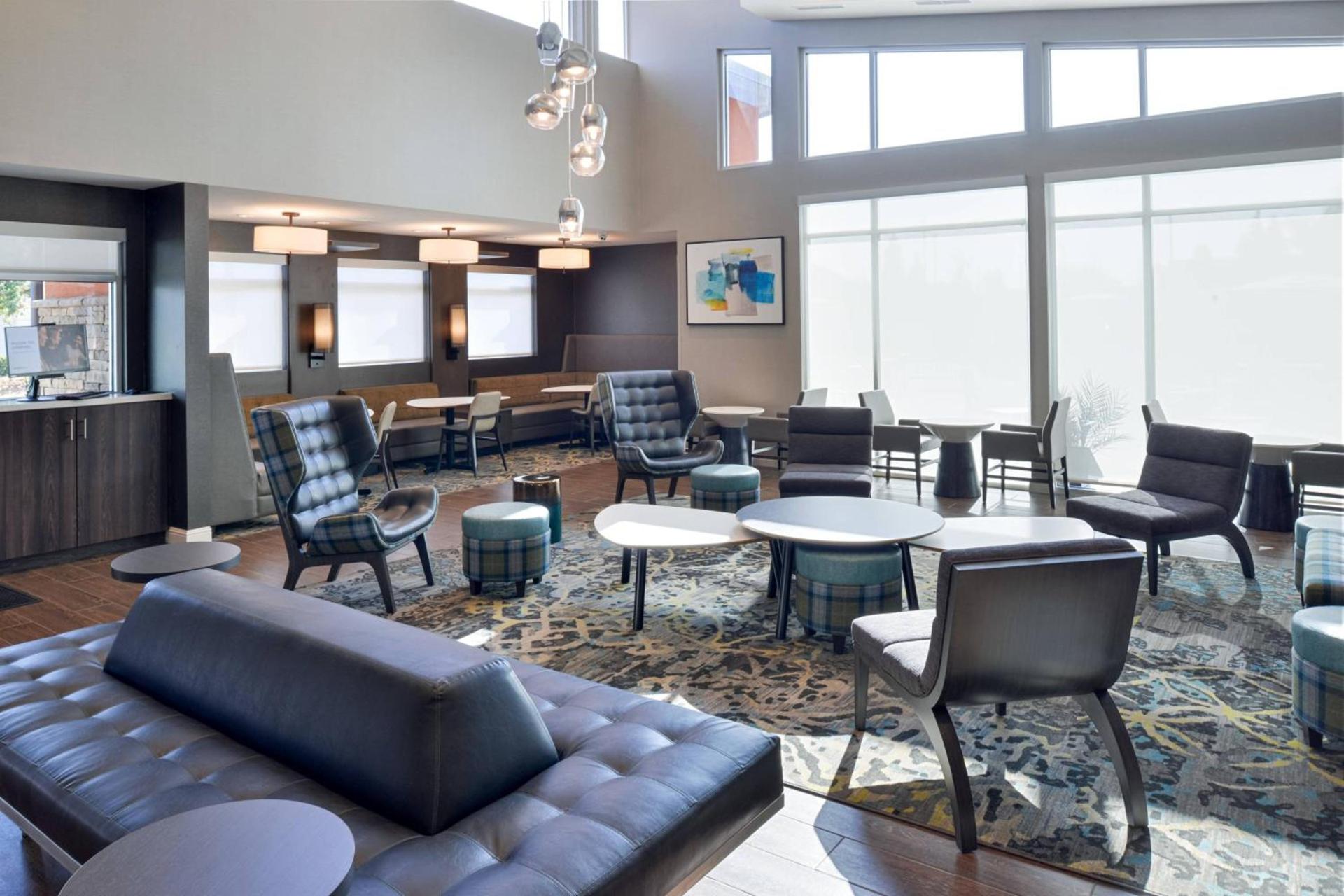 Residence Inn by Marriott Bakersfield West photo 3