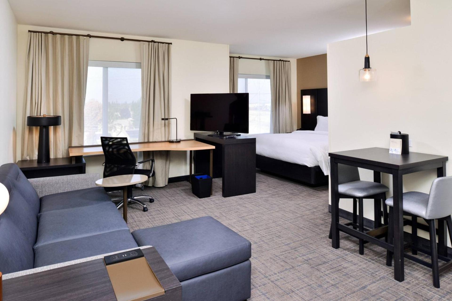 Residence Inn by Marriott Bakersfield West photo 6
