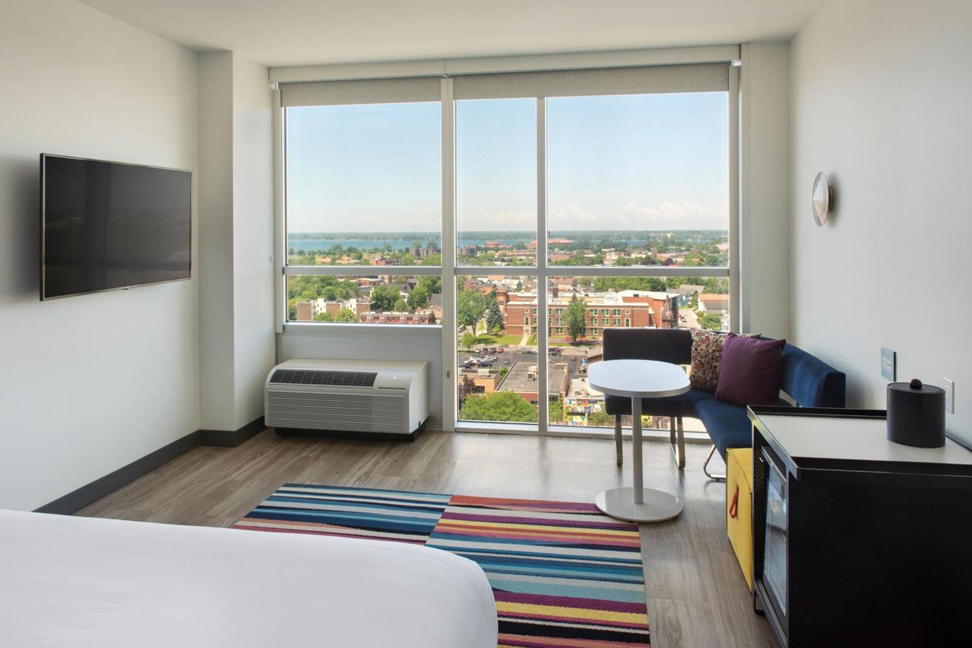 Aloft by Marriott Buffalo Downtown photo 7