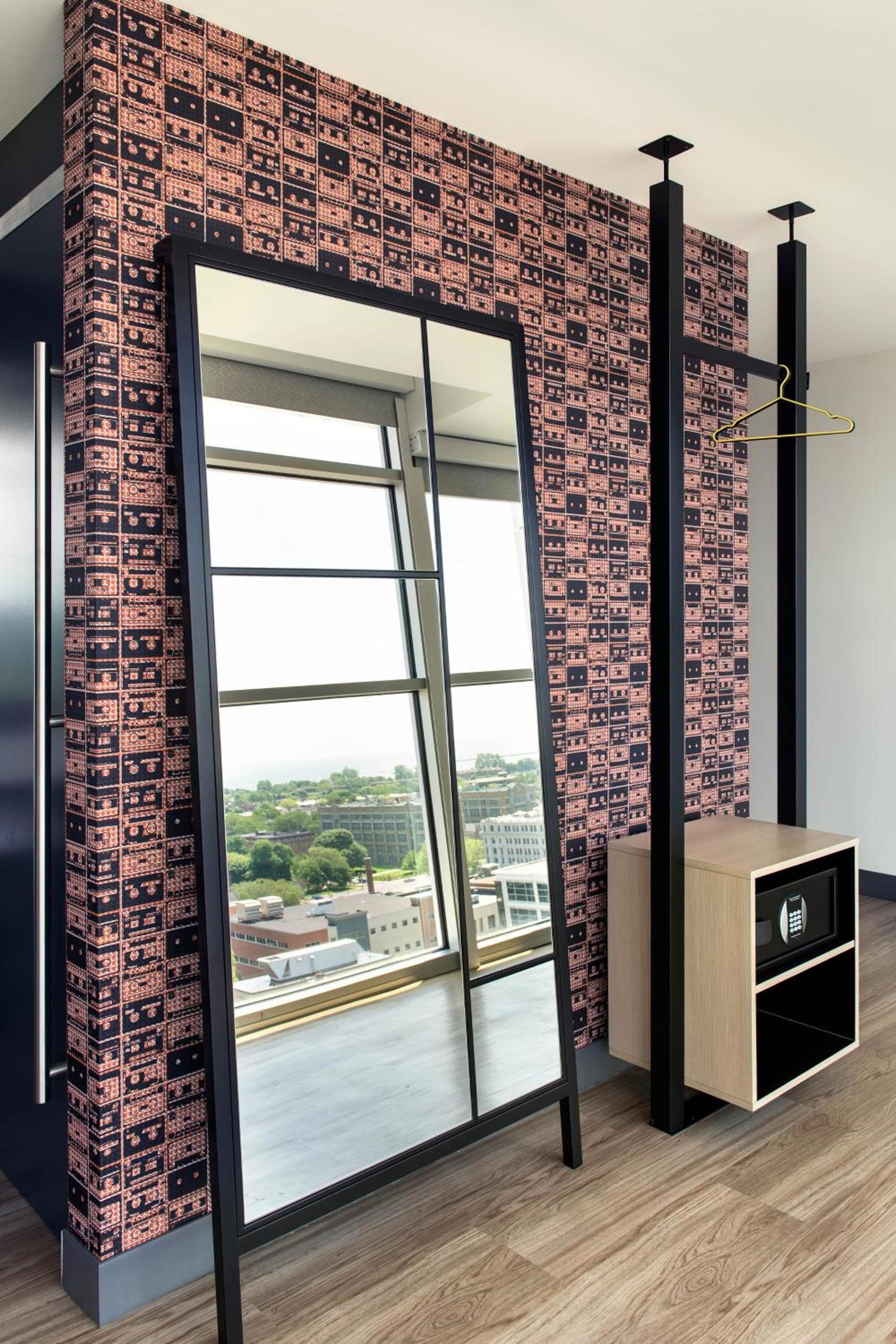 Aloft by Marriott Buffalo Downtown photo 12