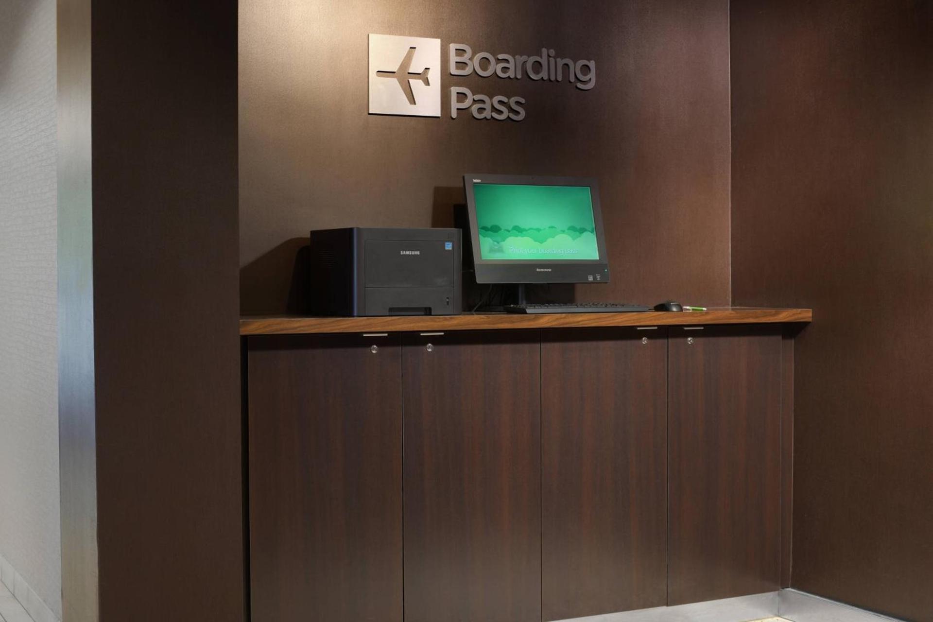 Courtyard by Marriott Albuquerque Airport photo 14