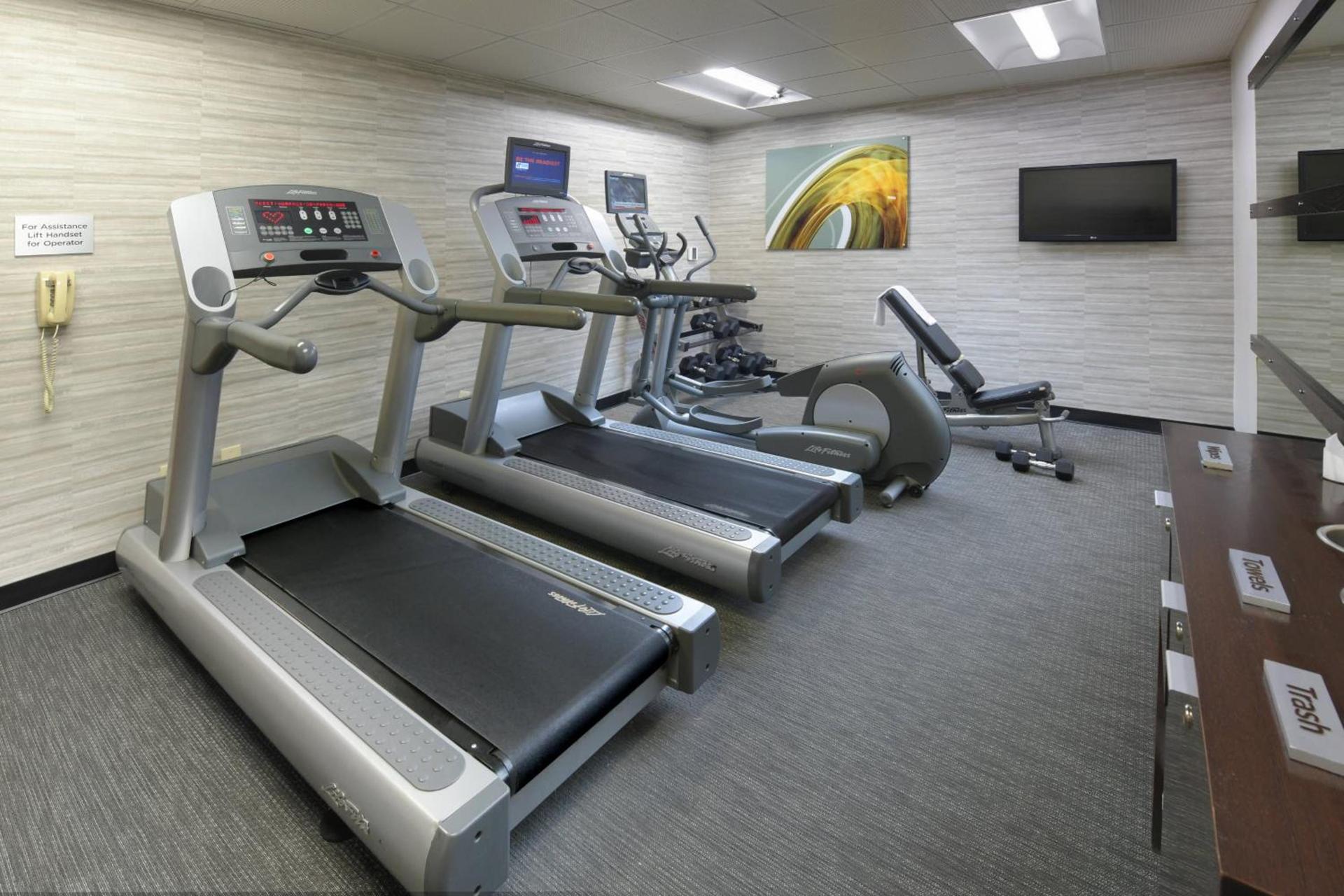 Courtyard by Marriott Albuquerque Airport photo 27