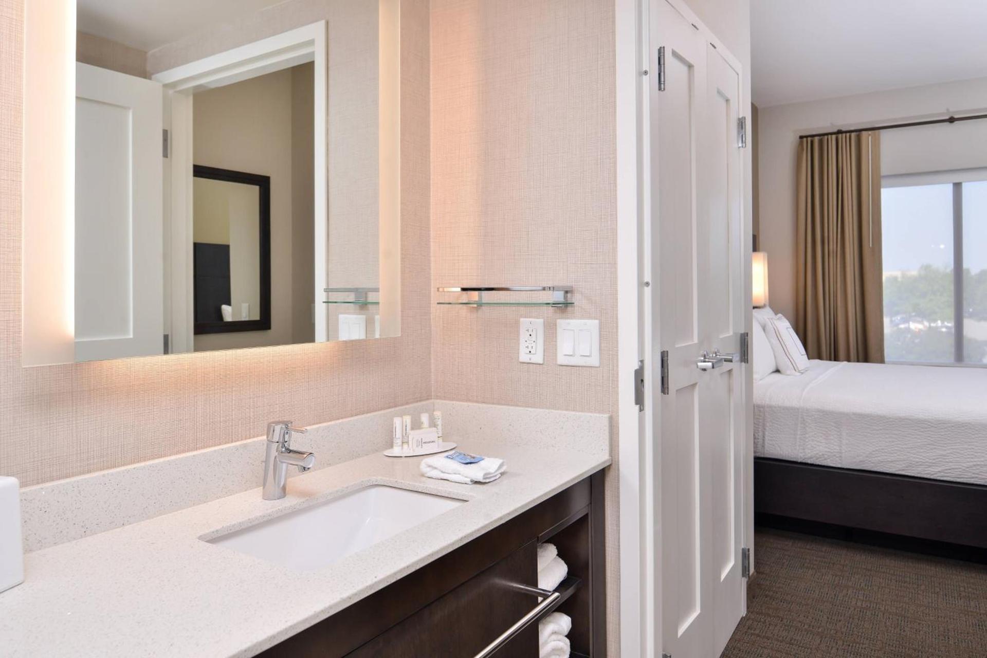 Residence Inn by Marriott Charlotte Northlake photo 11